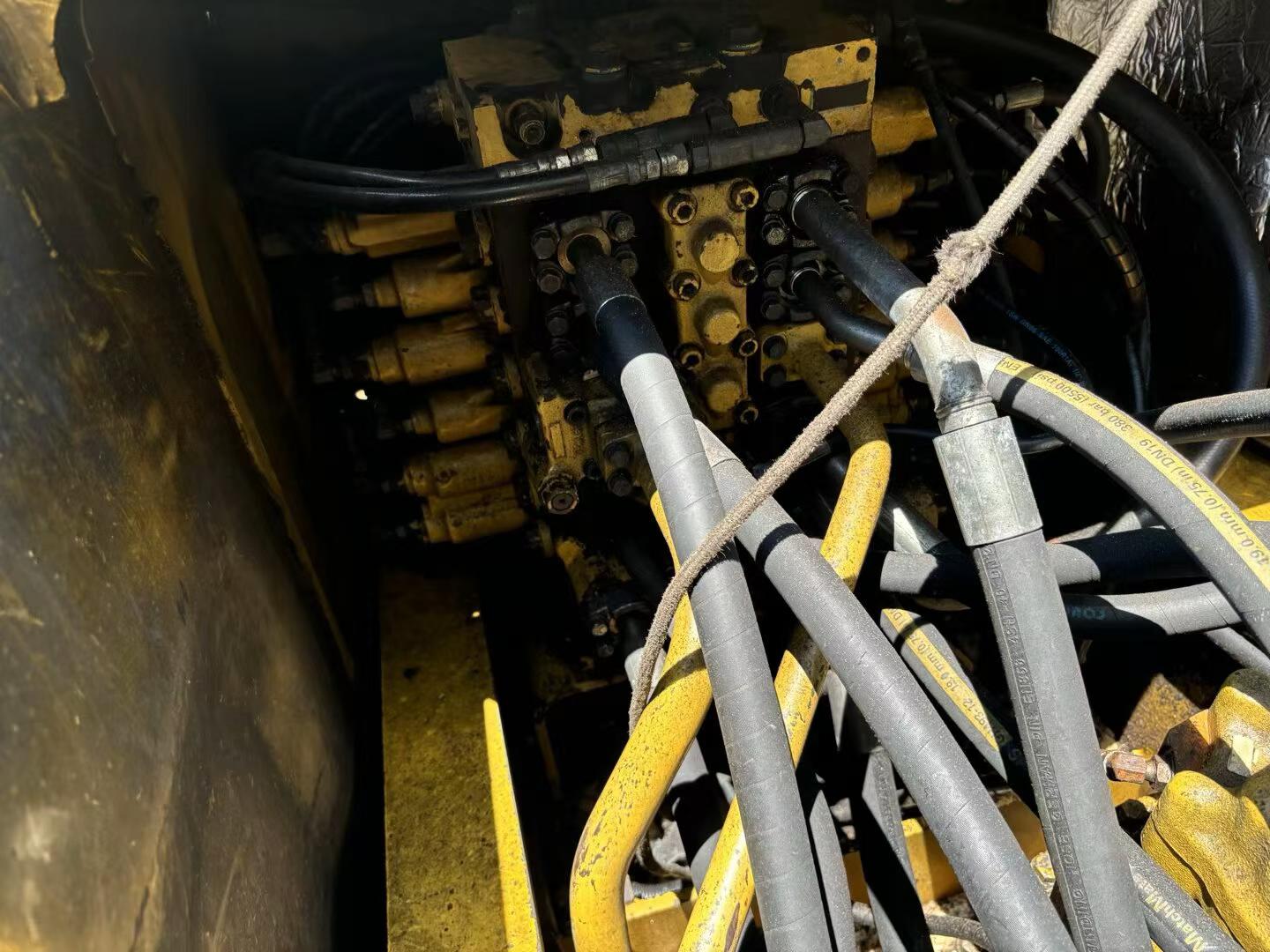 Acheter Pelle Komatsu PC200-8 d'occasion / 4