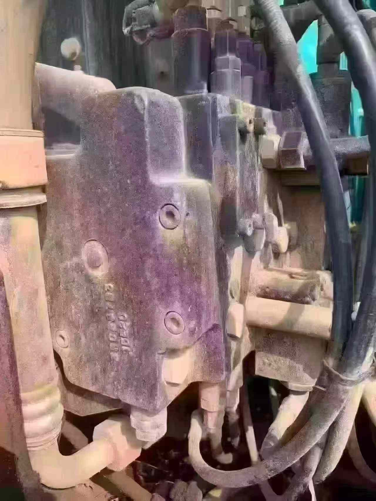 شراء حفارة Kobelco SK75 مستعملة / 8