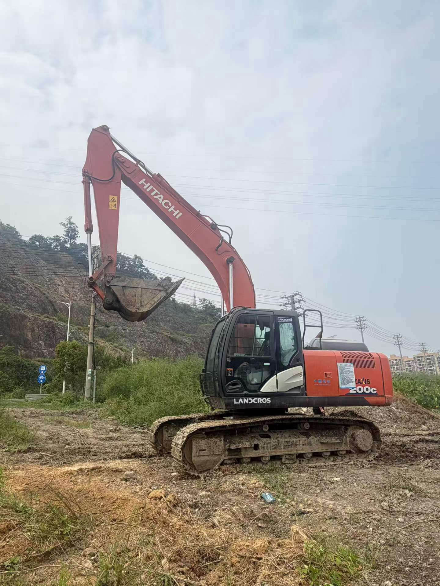 Buy Hitachi ZX200C-6A Used Excavator Buy Hitachi ZX200C-6A Used Excavator