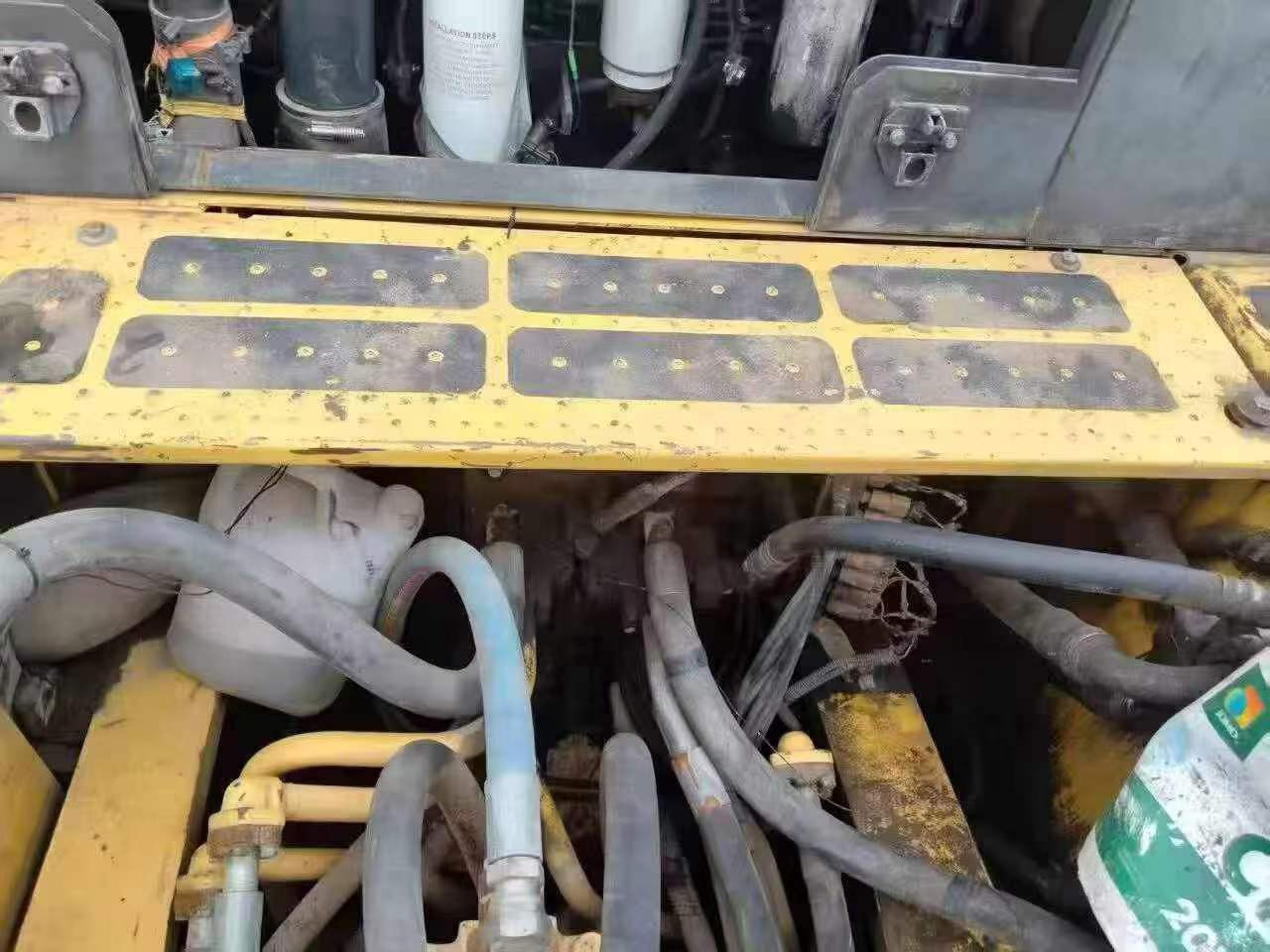 Compre Escavadeira Komatsu PC450 Usada / 9
