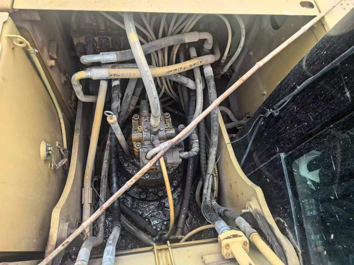Buy Caterpillar 320A Used Excavator / 7 Buy Caterpillar 320A Used Excavator / 7