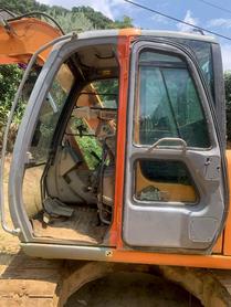 شراء حفارة Hitachi EX70 مستعملة / 8 شراء حفارة Hitachi EX70 مستعملة / 8