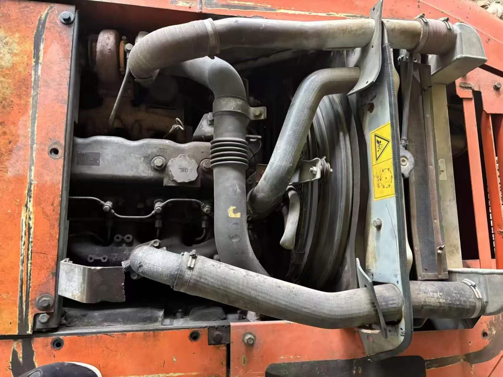 Compre Excavadora Hitachi EX120-6 Usada / 4