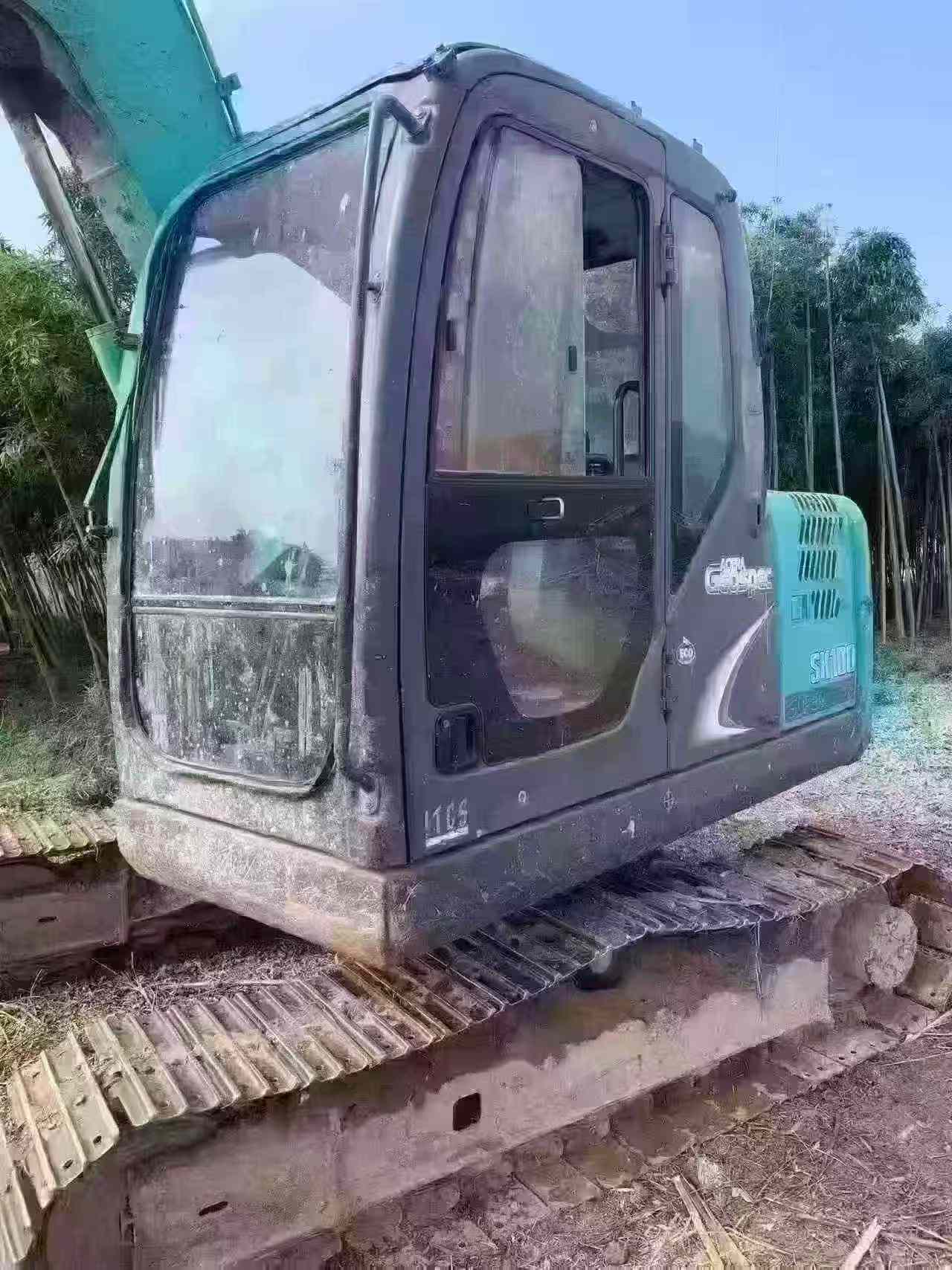 شراء حفارة Kobelco SK75 مستعملة / 4