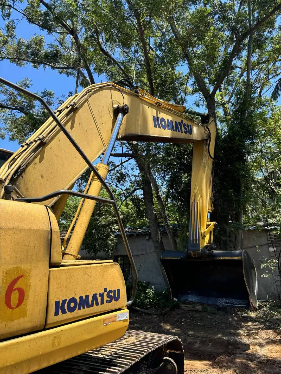 Acheter Komatsu PC200-8 D'occasion Pelle