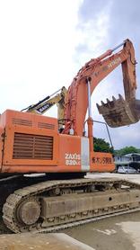 Buy Hitachi ZX520H-5A Used Excavator / 2 Buy Hitachi ZX520H-5A Used Excavator / 2