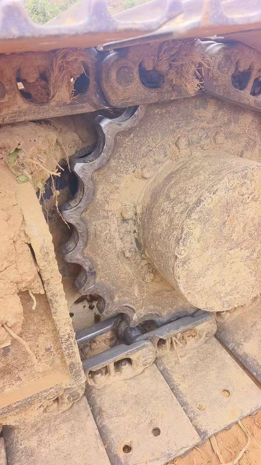 Compre Excavadora XCMG XE80 Usada / 4