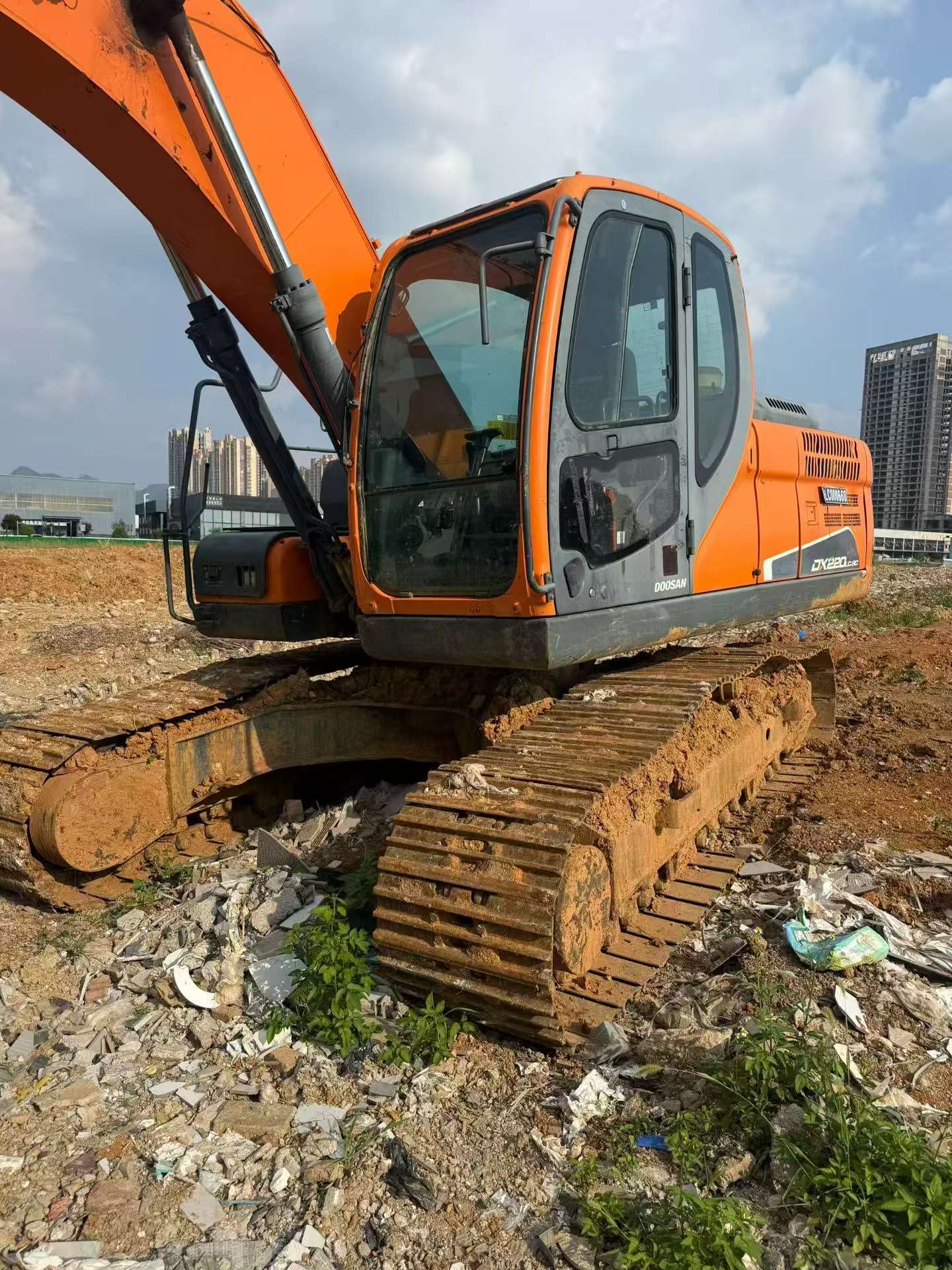 Comprar Doosan DH220-3 Usado Excavadora