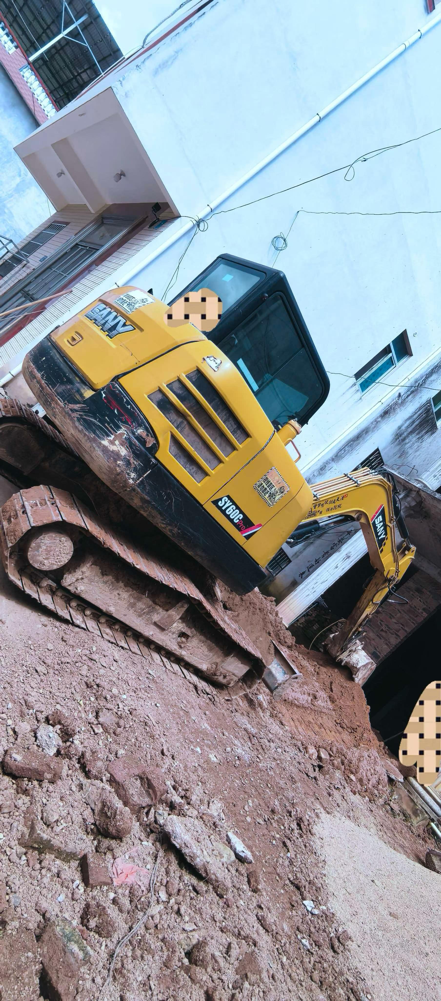 شراء حفارة Sany SY60 مستعملة / 7