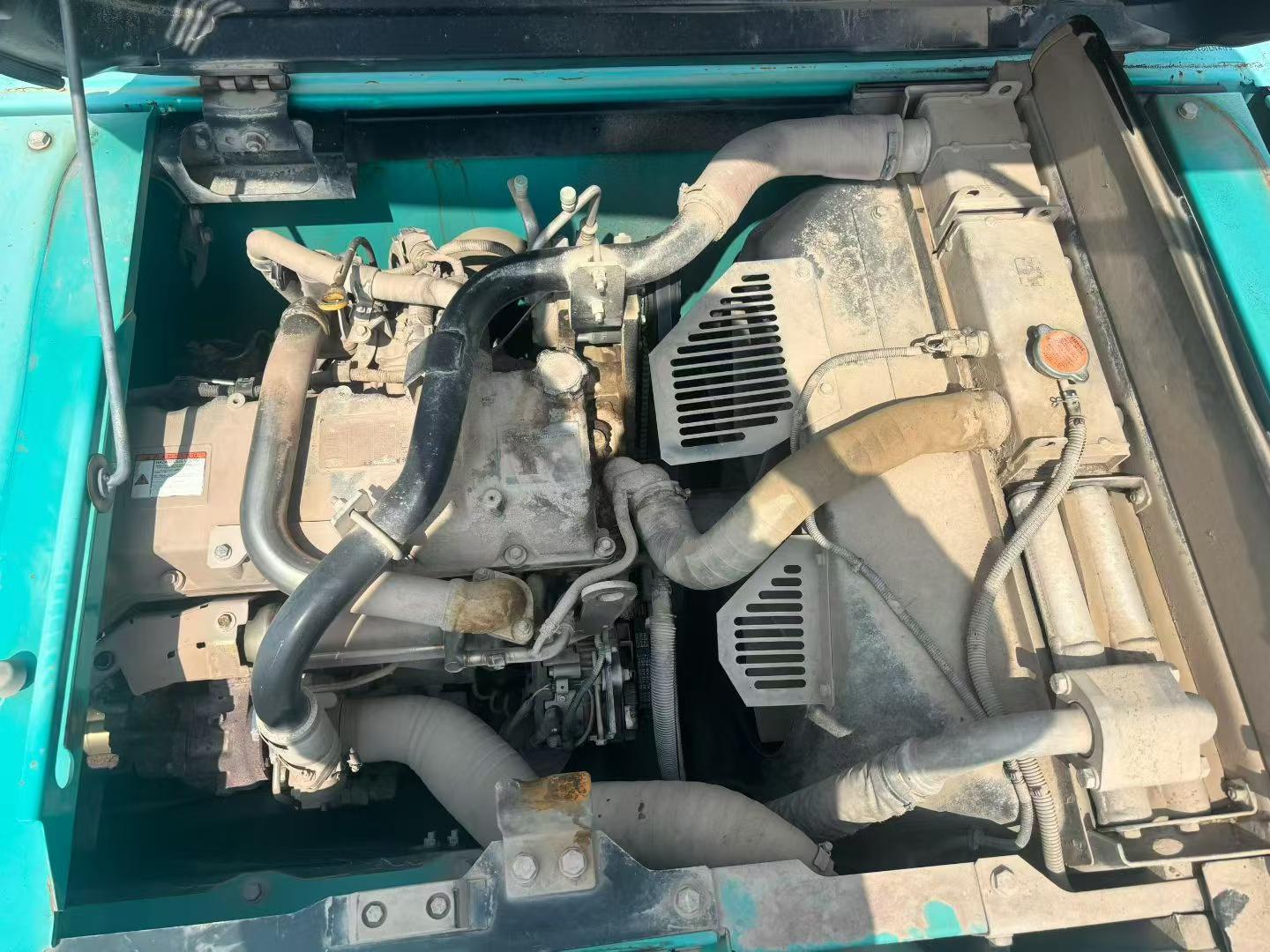 شراء حفارة Kobelco SK200 مستعملة / 4