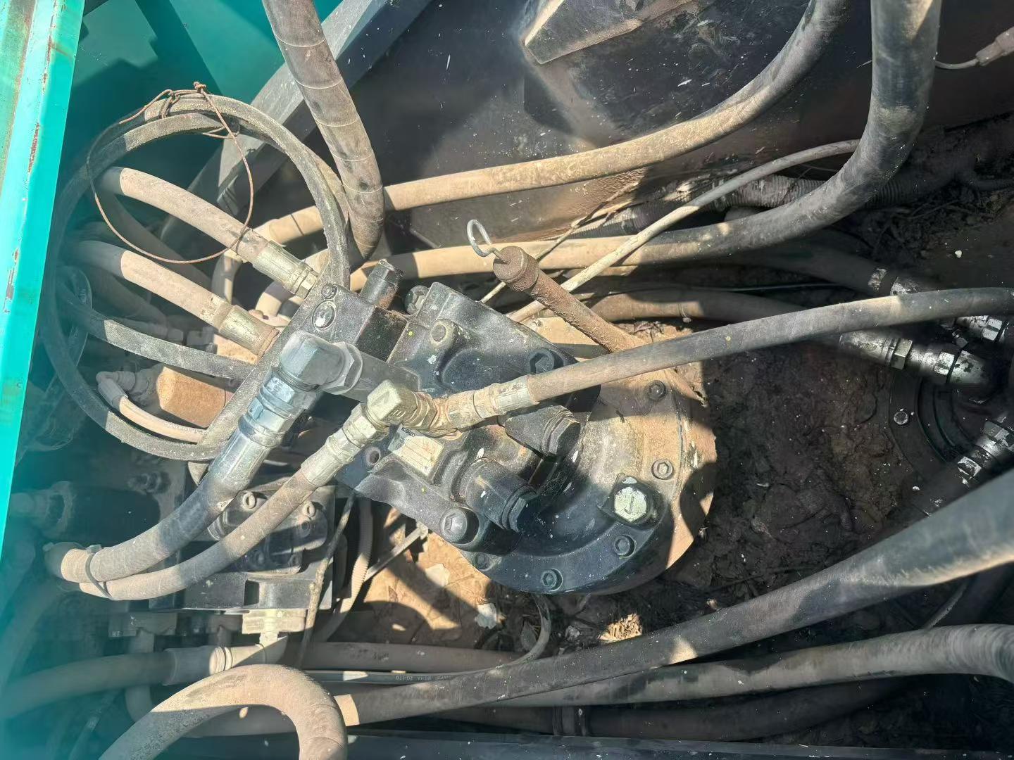 شراء حفارة Kobelco SK200 مستعملة / 5