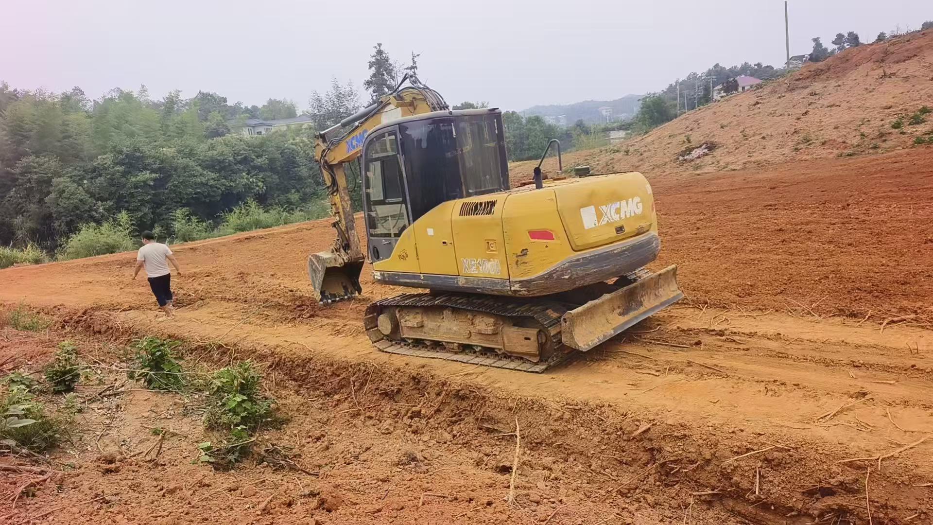 Compre Excavadora XCMG XE80 Usada / 6