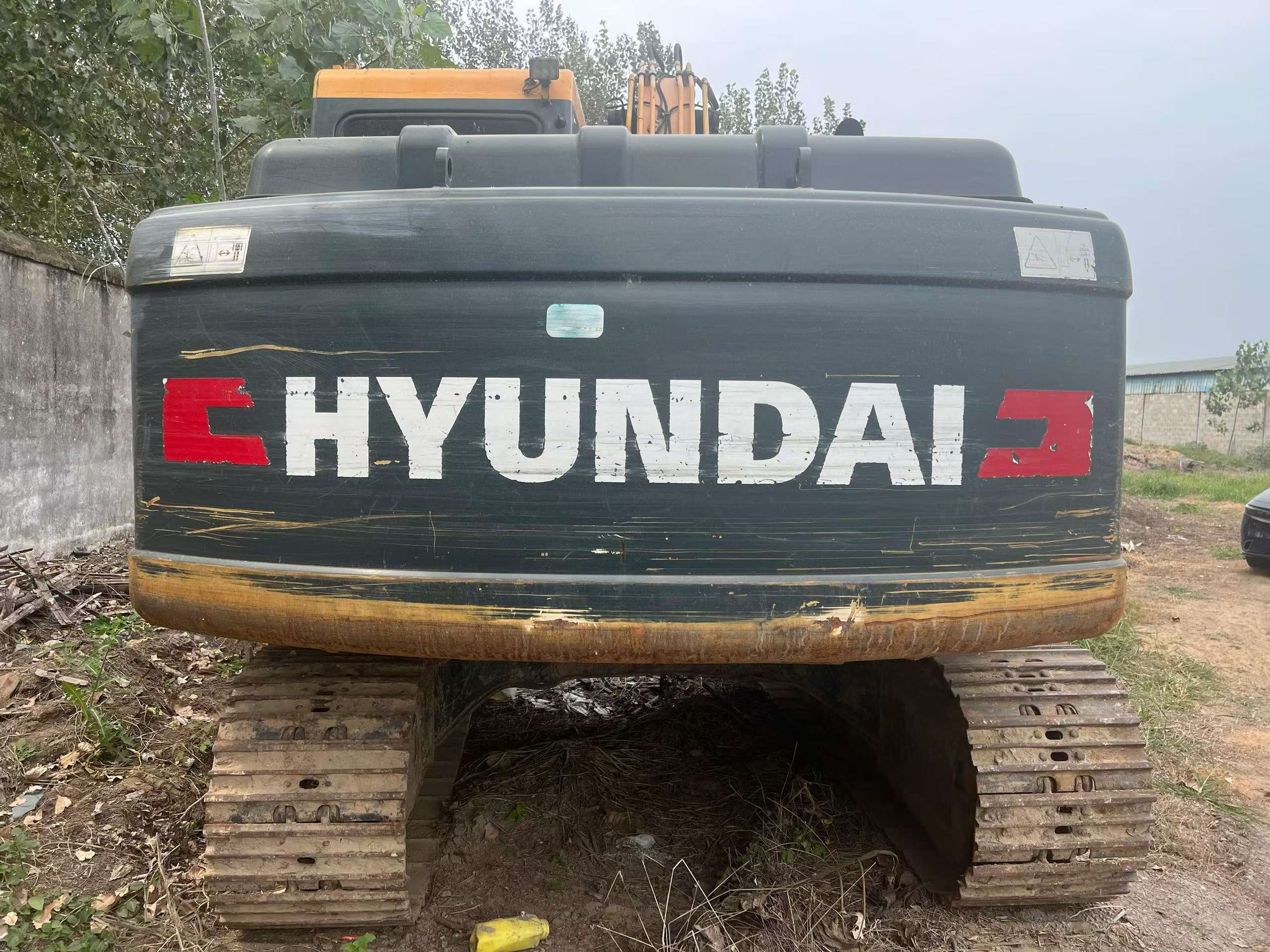 Compre Excavadora Hyundai R130W Usada / 4