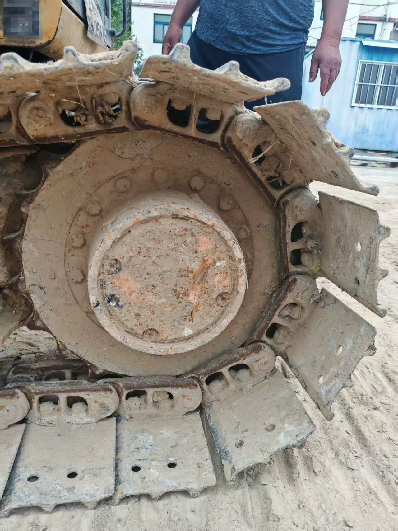 شراء حفارة Caterpillar 307B مستعملة / 4