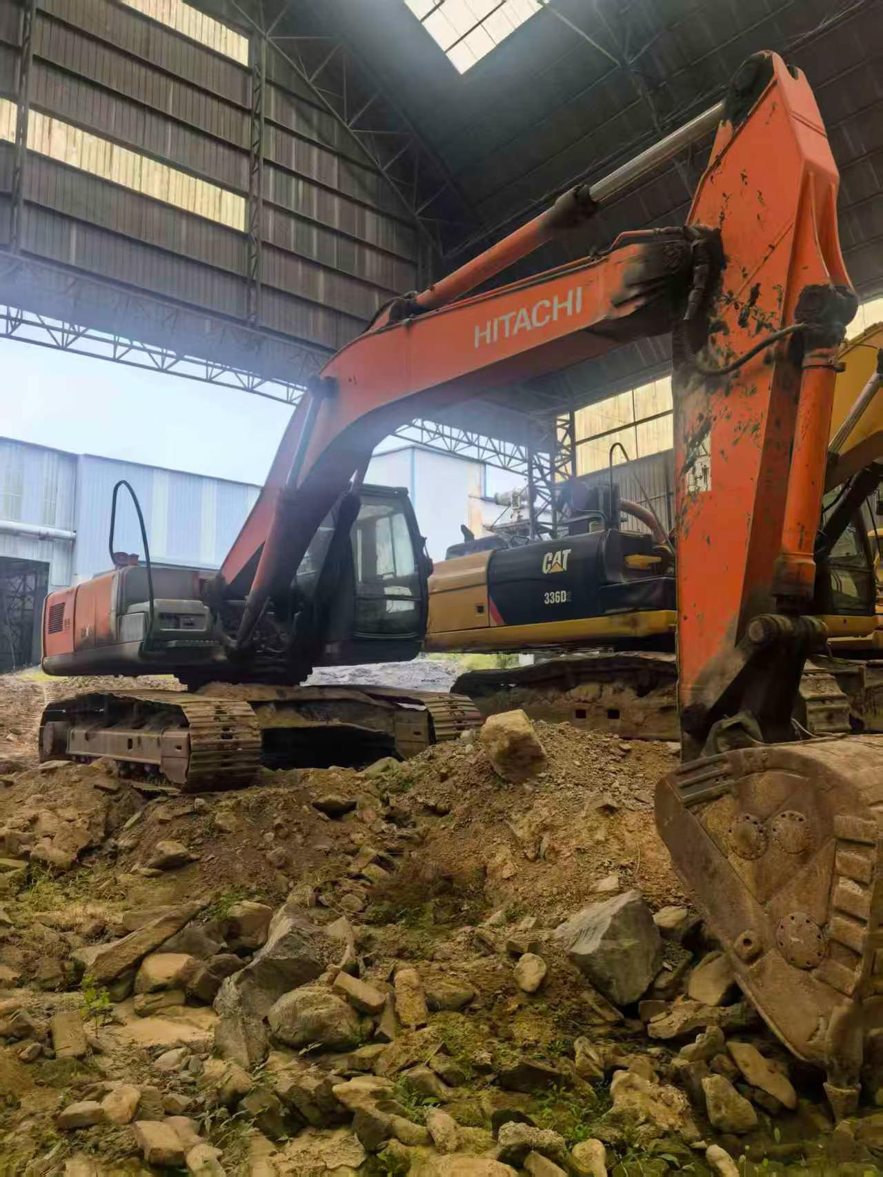 Купить Hitachi ZX240-3G Подержанный Экскаватор