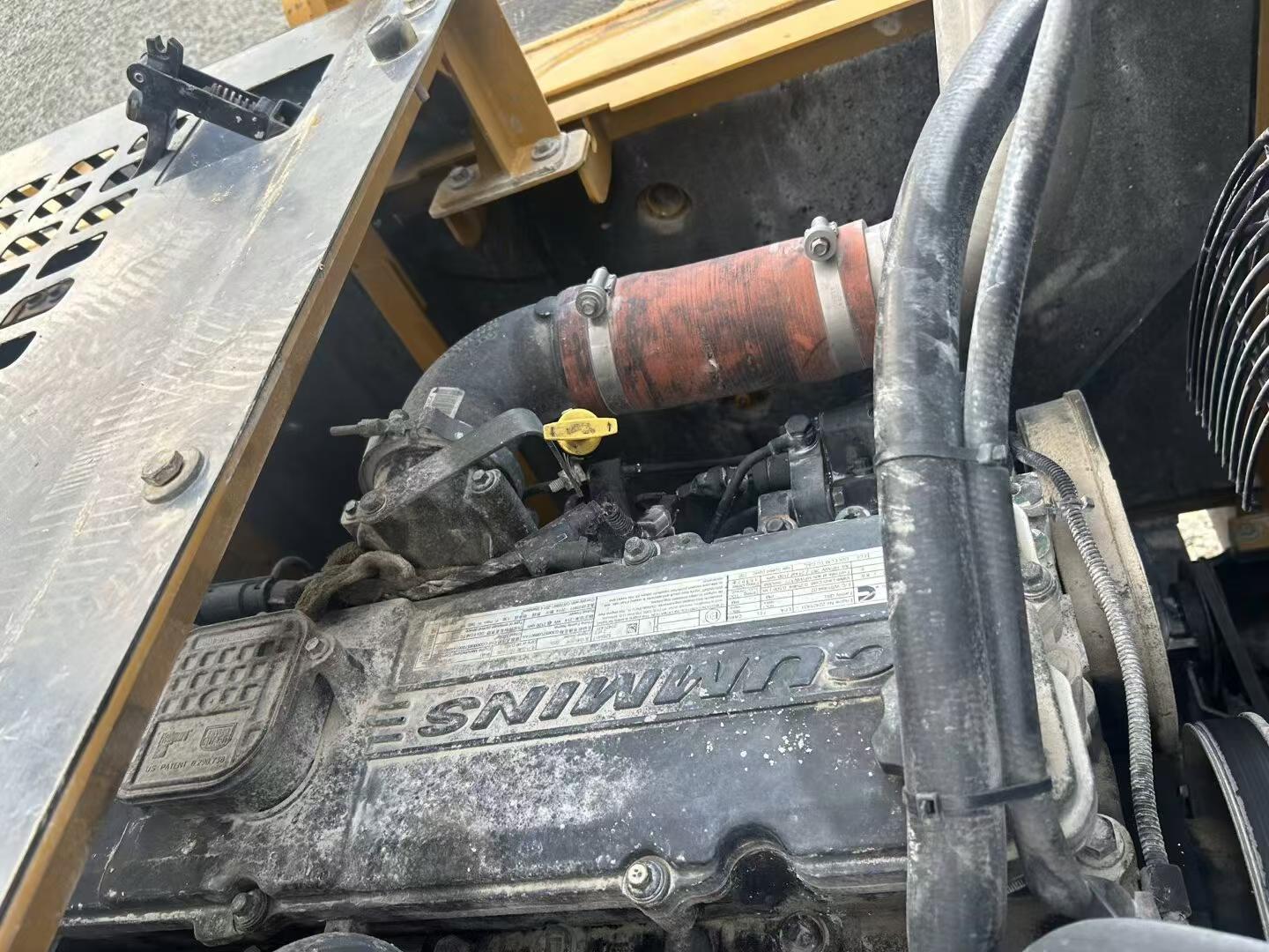 شراء حفارة XCMG XE380K مستعملة / 4