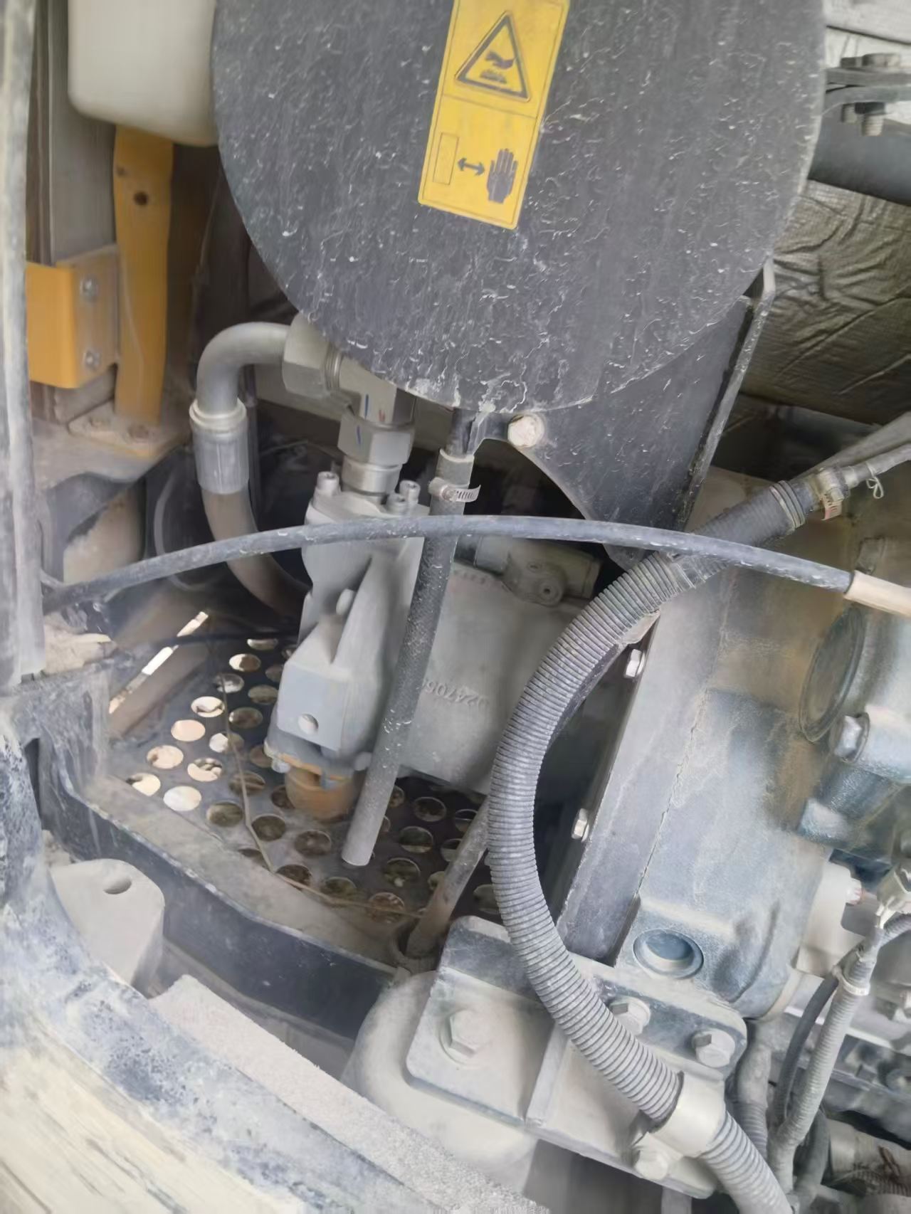Compre Excavadora Sany SY60 Usada / 5