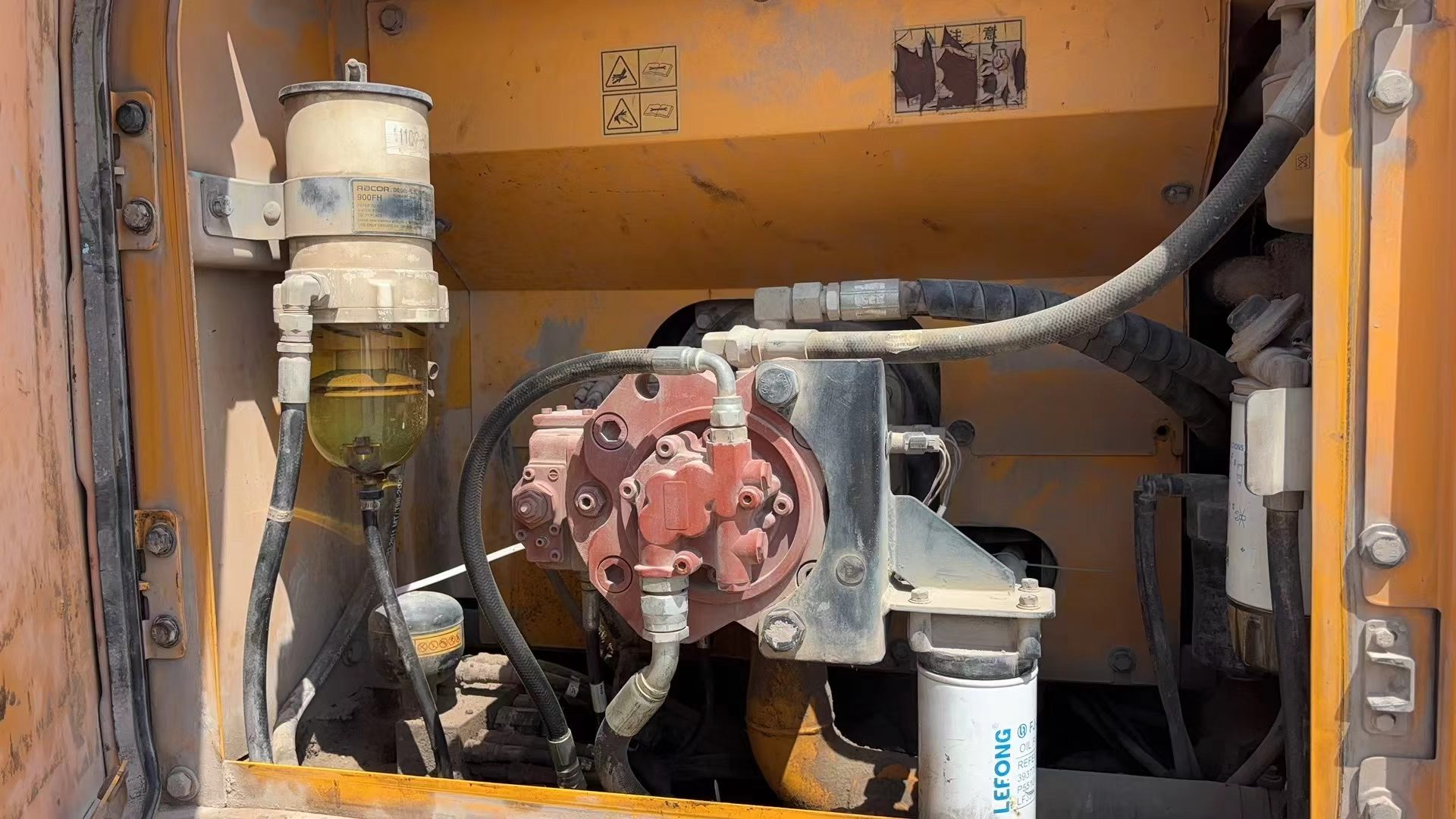 شراء حفارة Hyundai R215VS مستعملة / 5