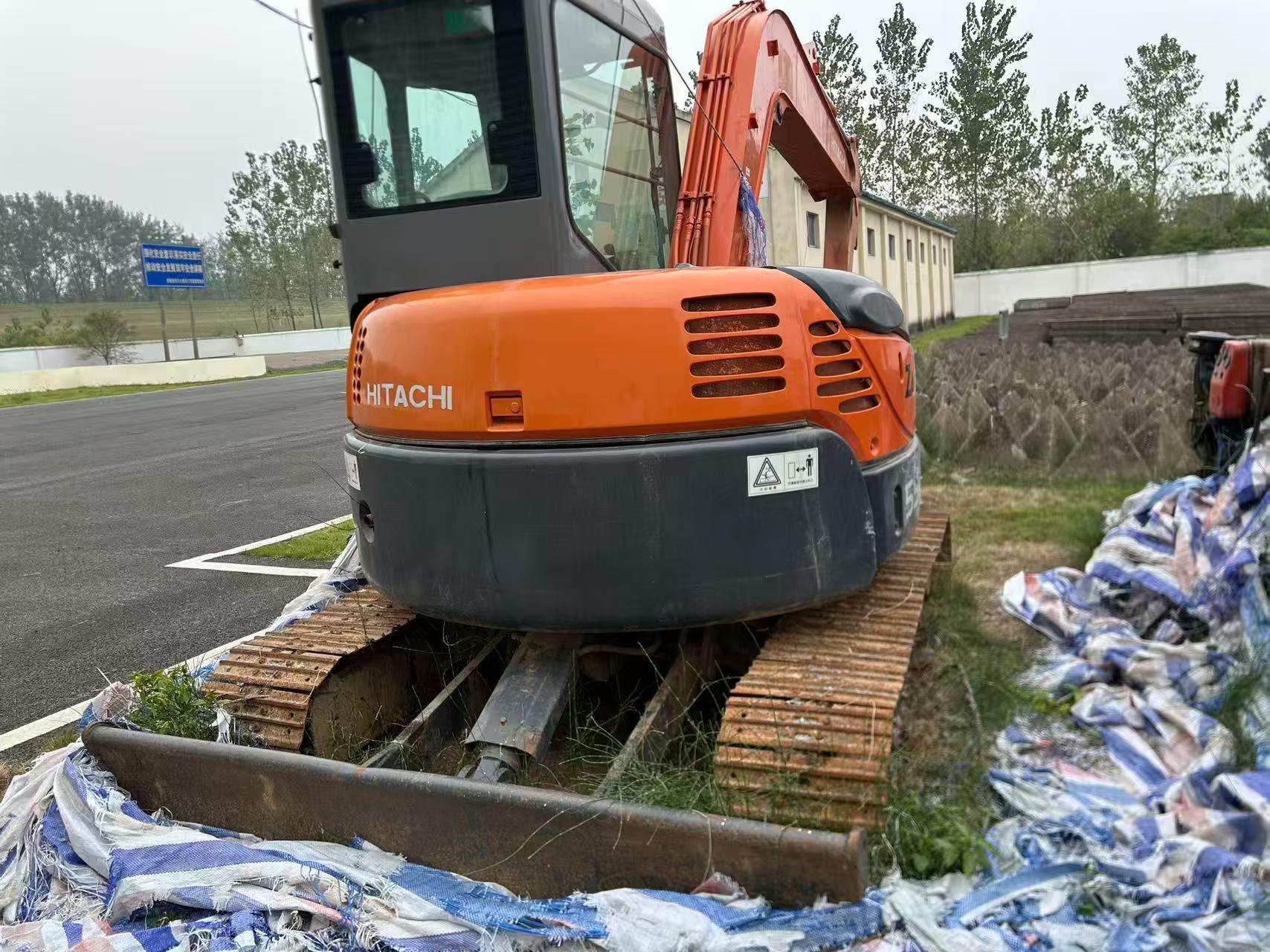 Buy Hitachi EX55 Used Excavator / 2