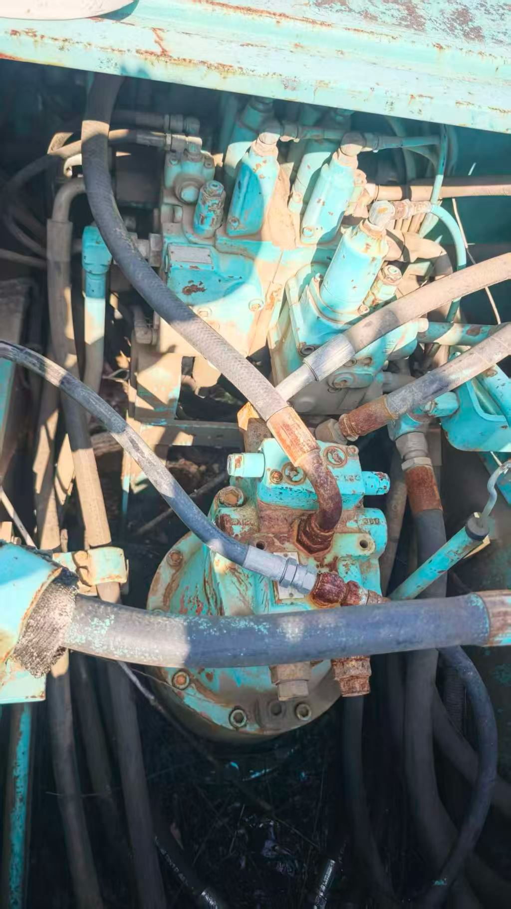 شراء حفارة Kobelco SK200 مستعملة / 6