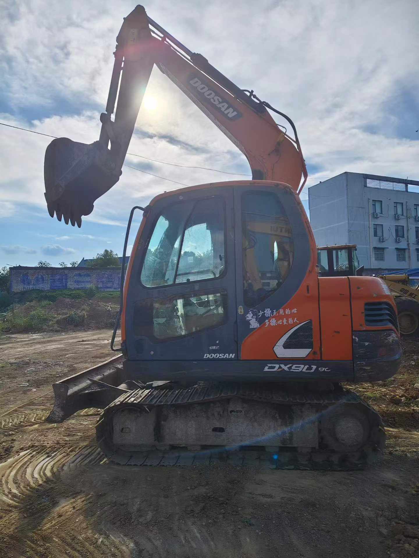 Comprar Doosan DX75 Usado Escavadeira