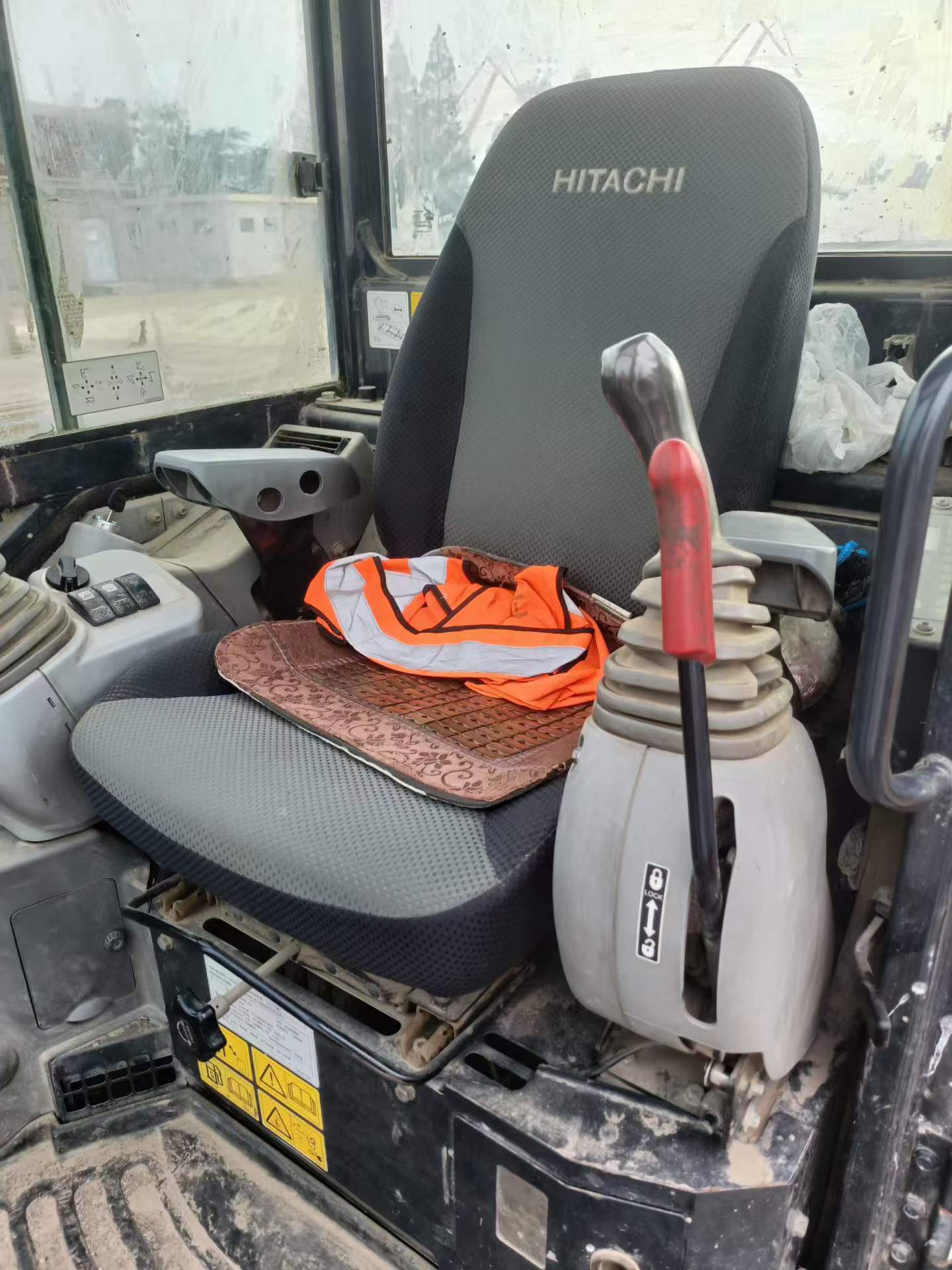 Acheter Pelle Hitachi ZX68USR-5A d'occasion / 8