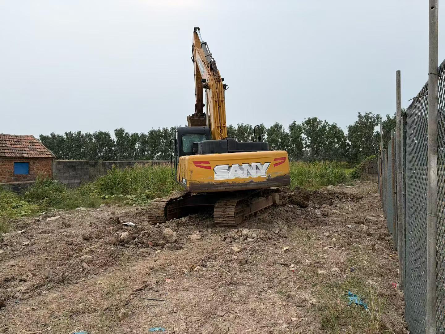 Купить Подержанный Экскаватор Sany SY195C / 2