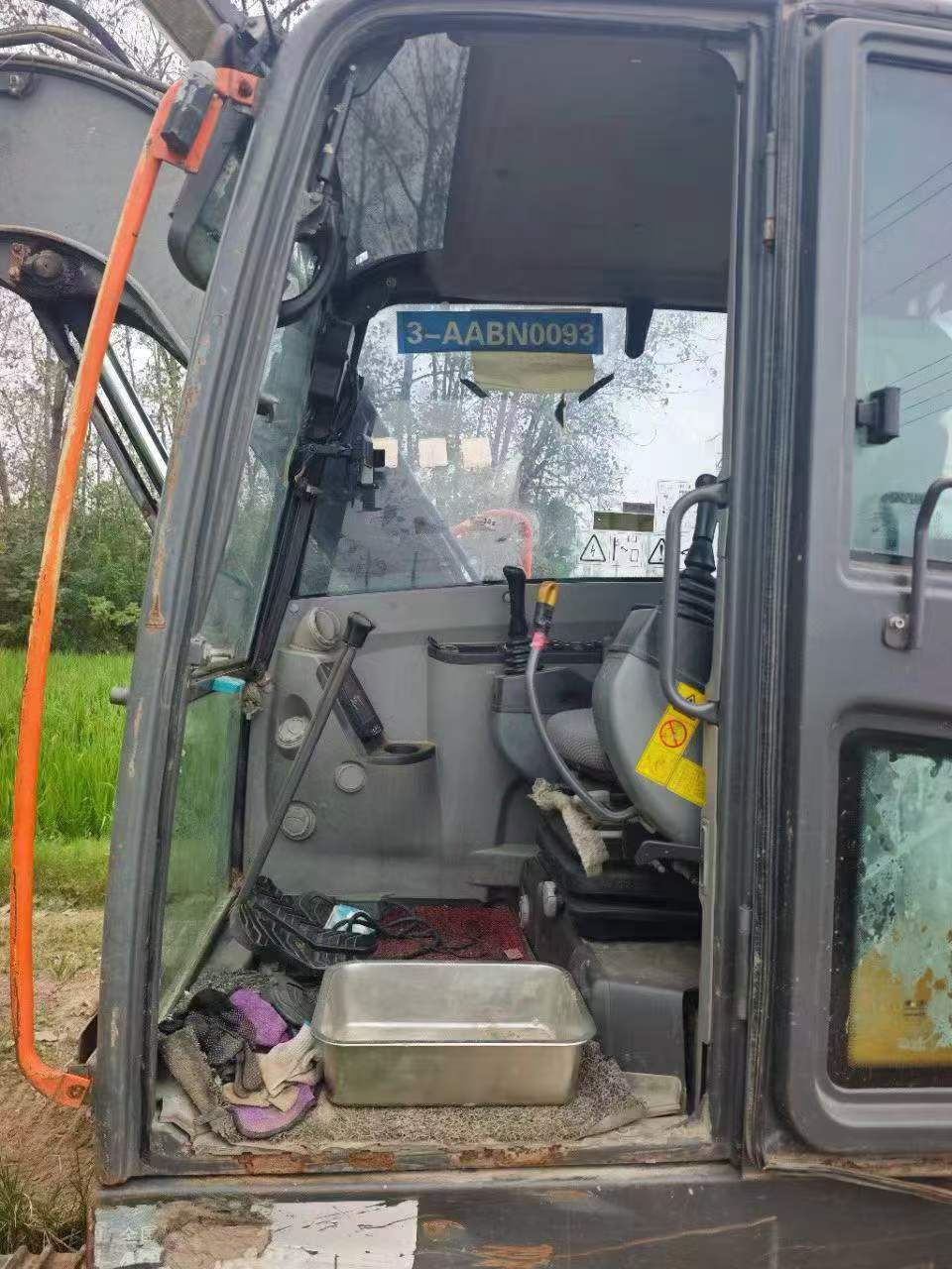 Compre Excavadora Volvo EC75D Usada / 4