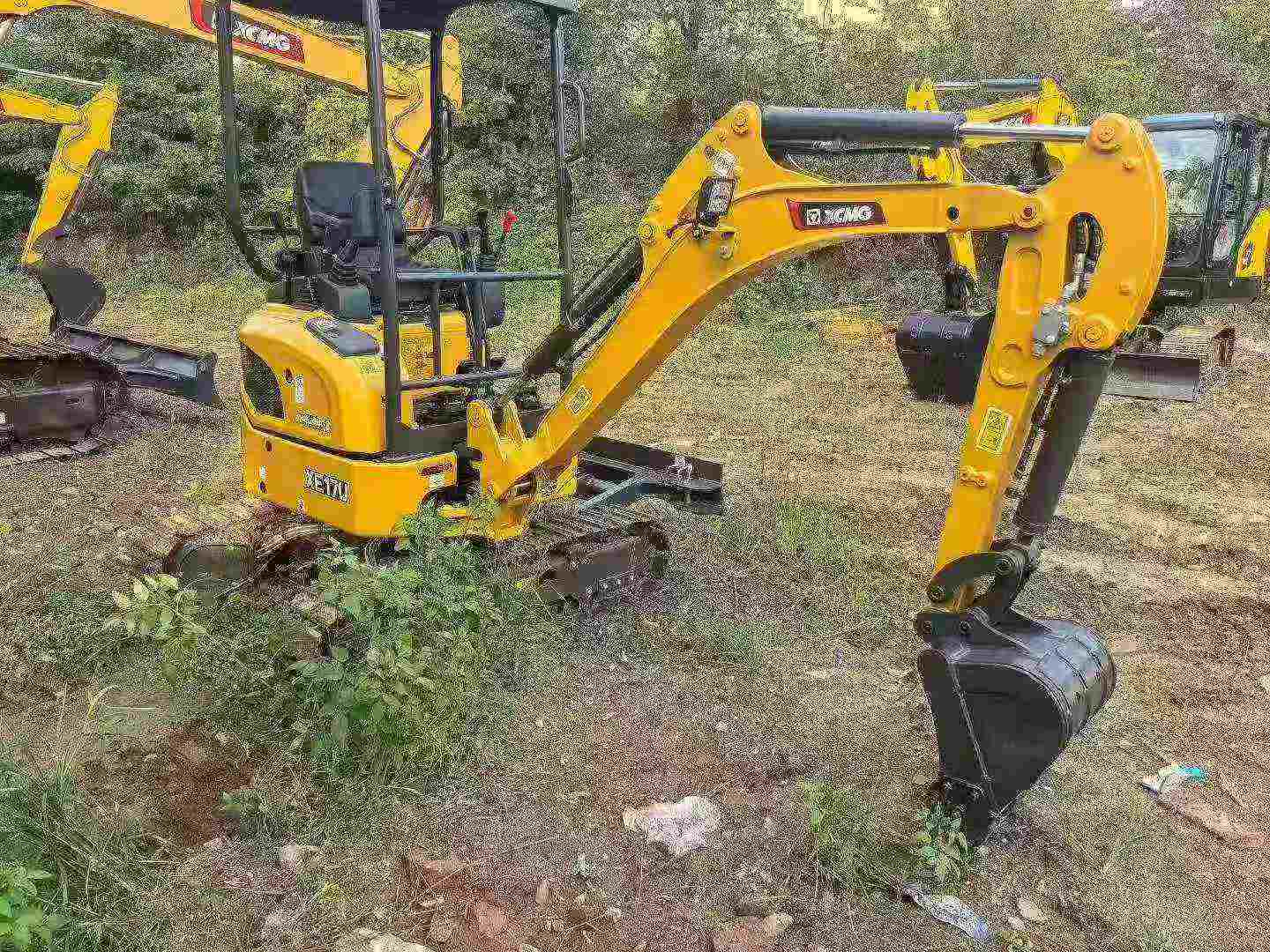 Comprar XCMG XE17U Usado Escavadeira