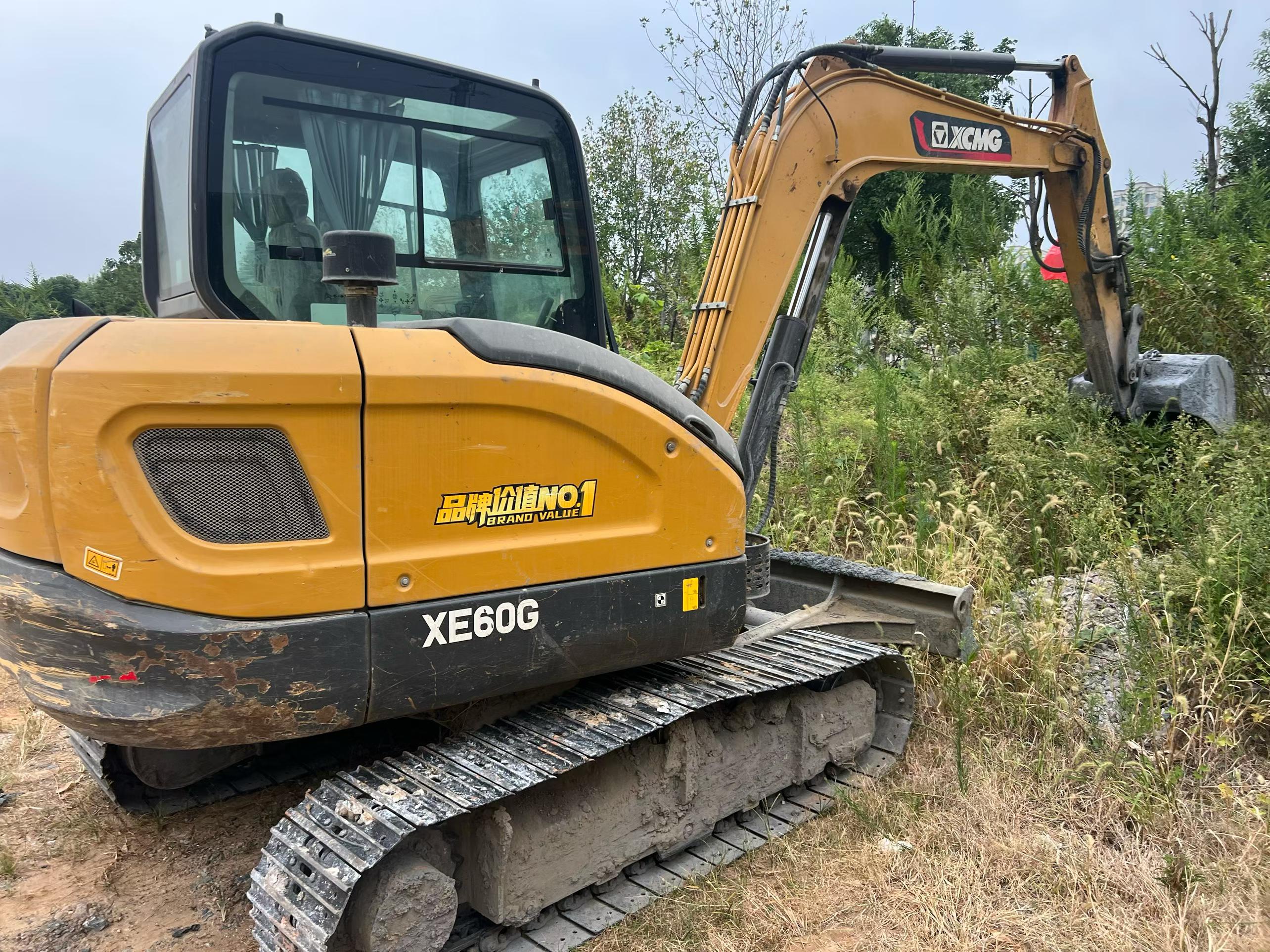 Comprar XCMG XE60 Usado Escavadeira