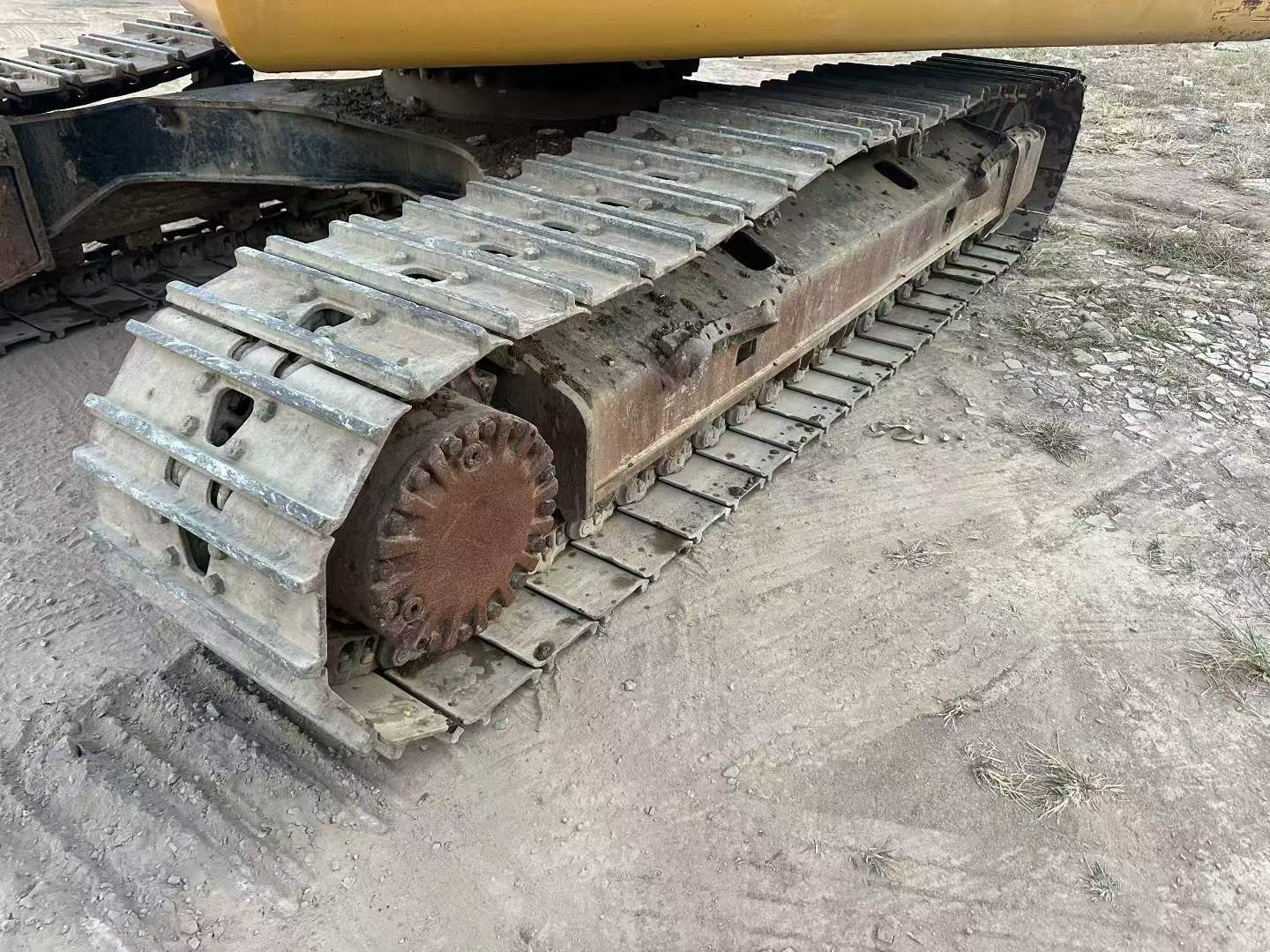 Compre Excavadora Caterpillar 323DL Usada / 7