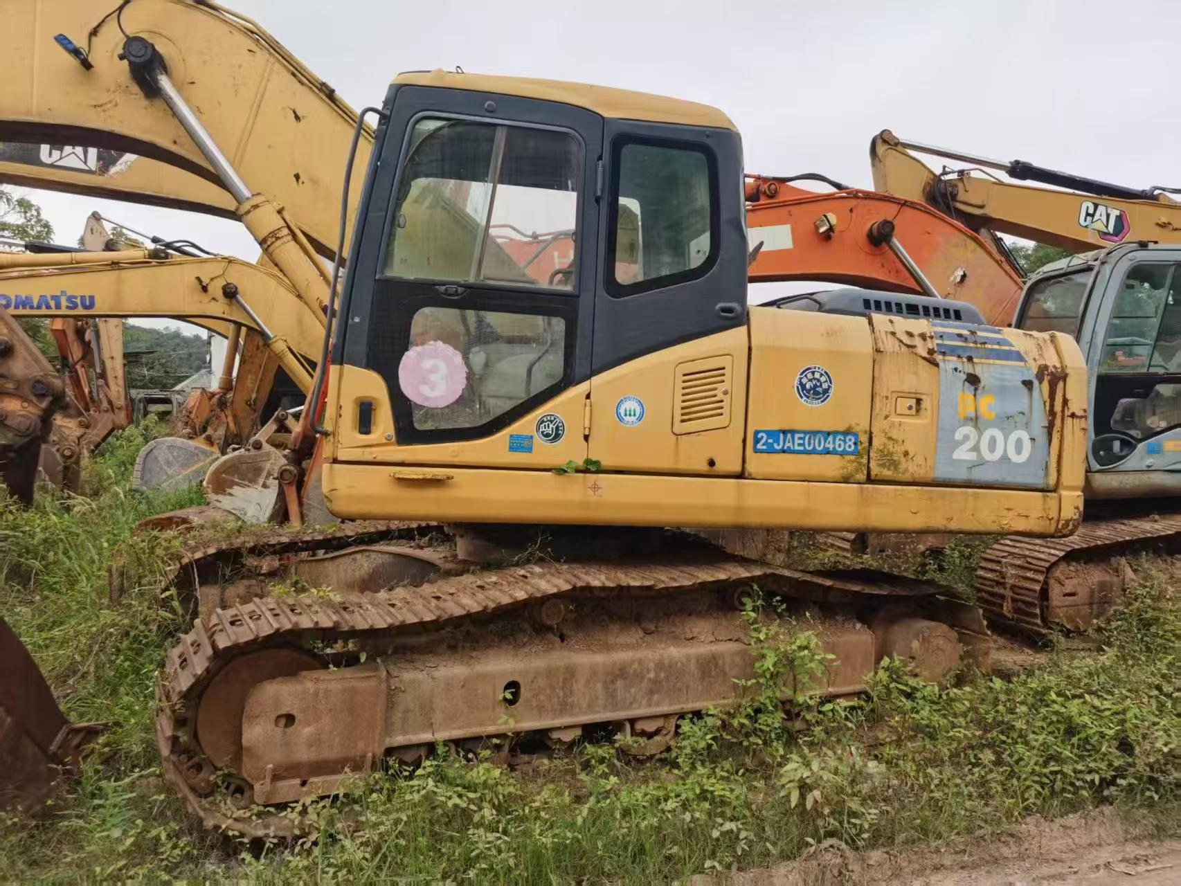 Купить Komatsu PC210-7 Подержанный Экскаватор