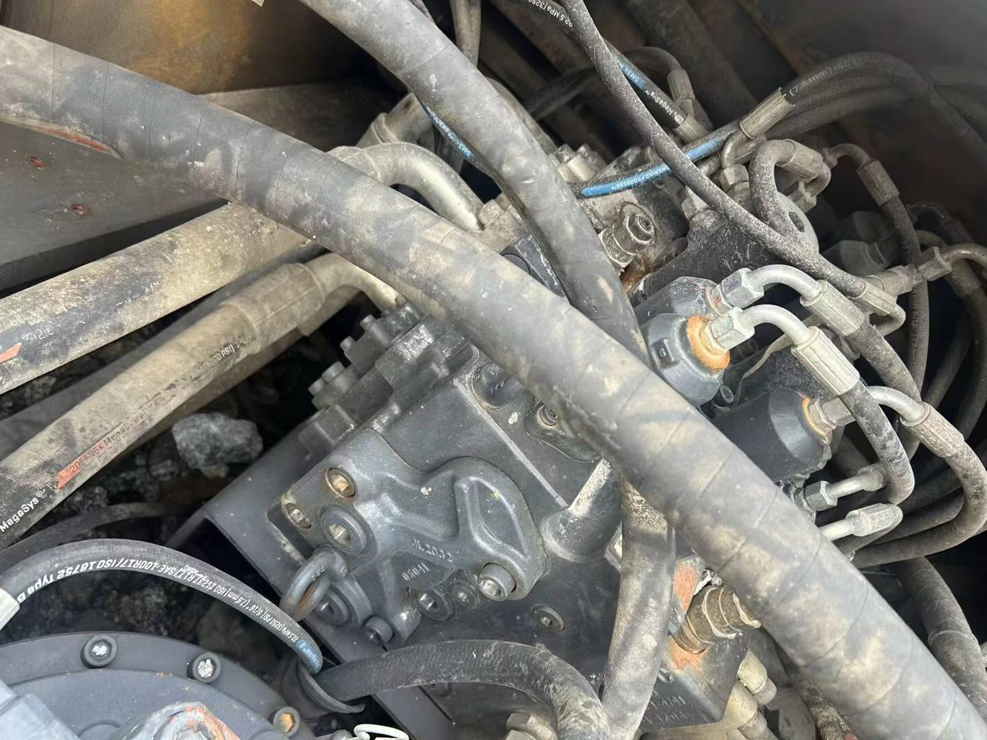 شراء حفارة XCMG XE380K مستعملة / 5