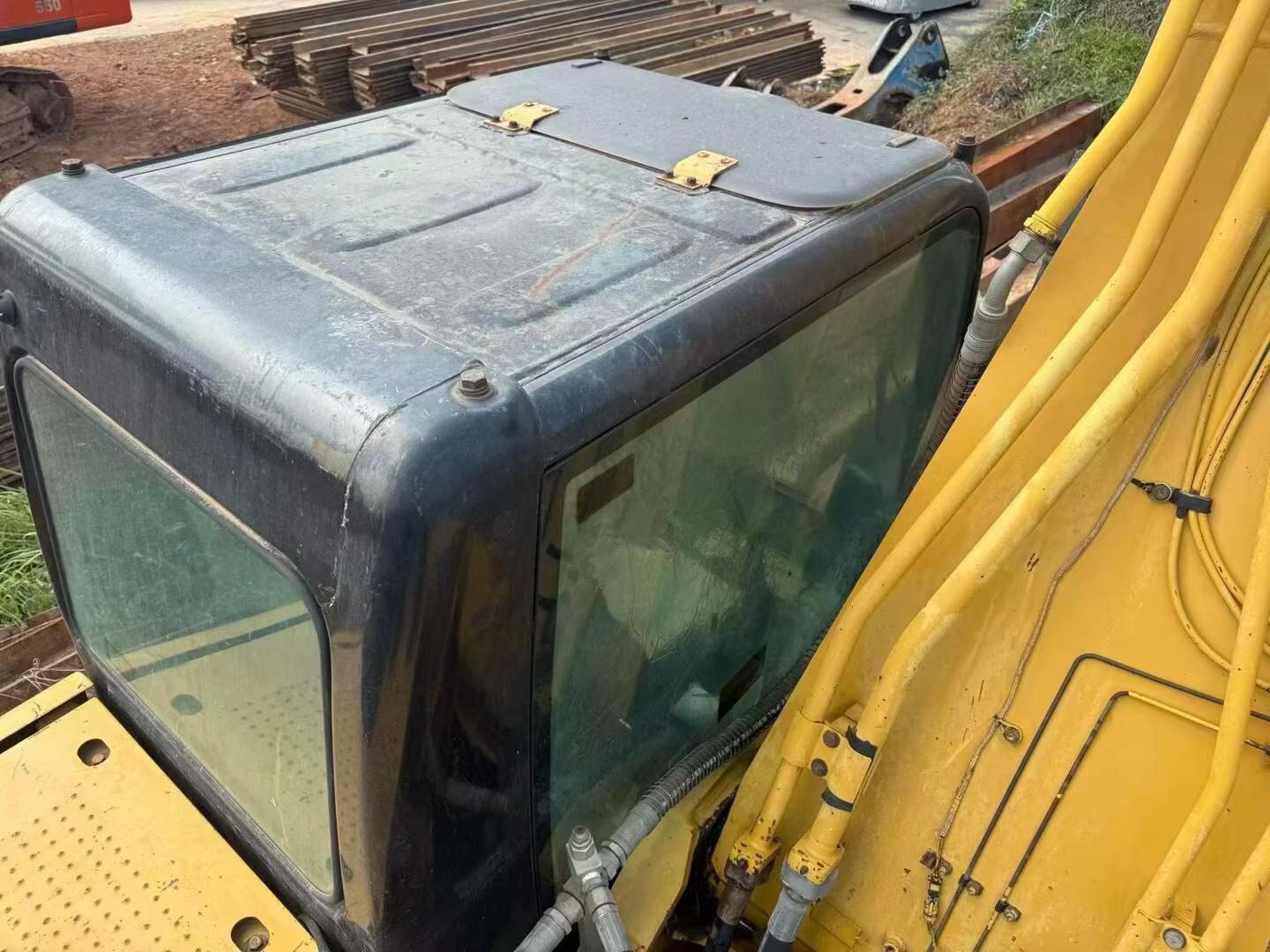شراء حفارة Caterpillar 329D مستعملة / 9