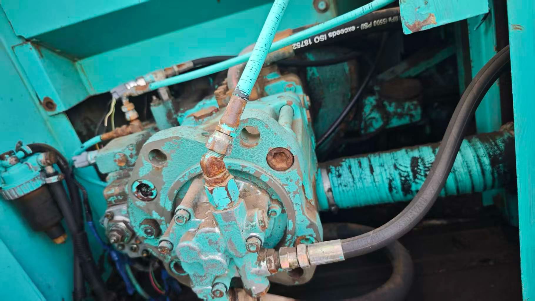 شراء Kobelco SK200 مستعمل حفارة