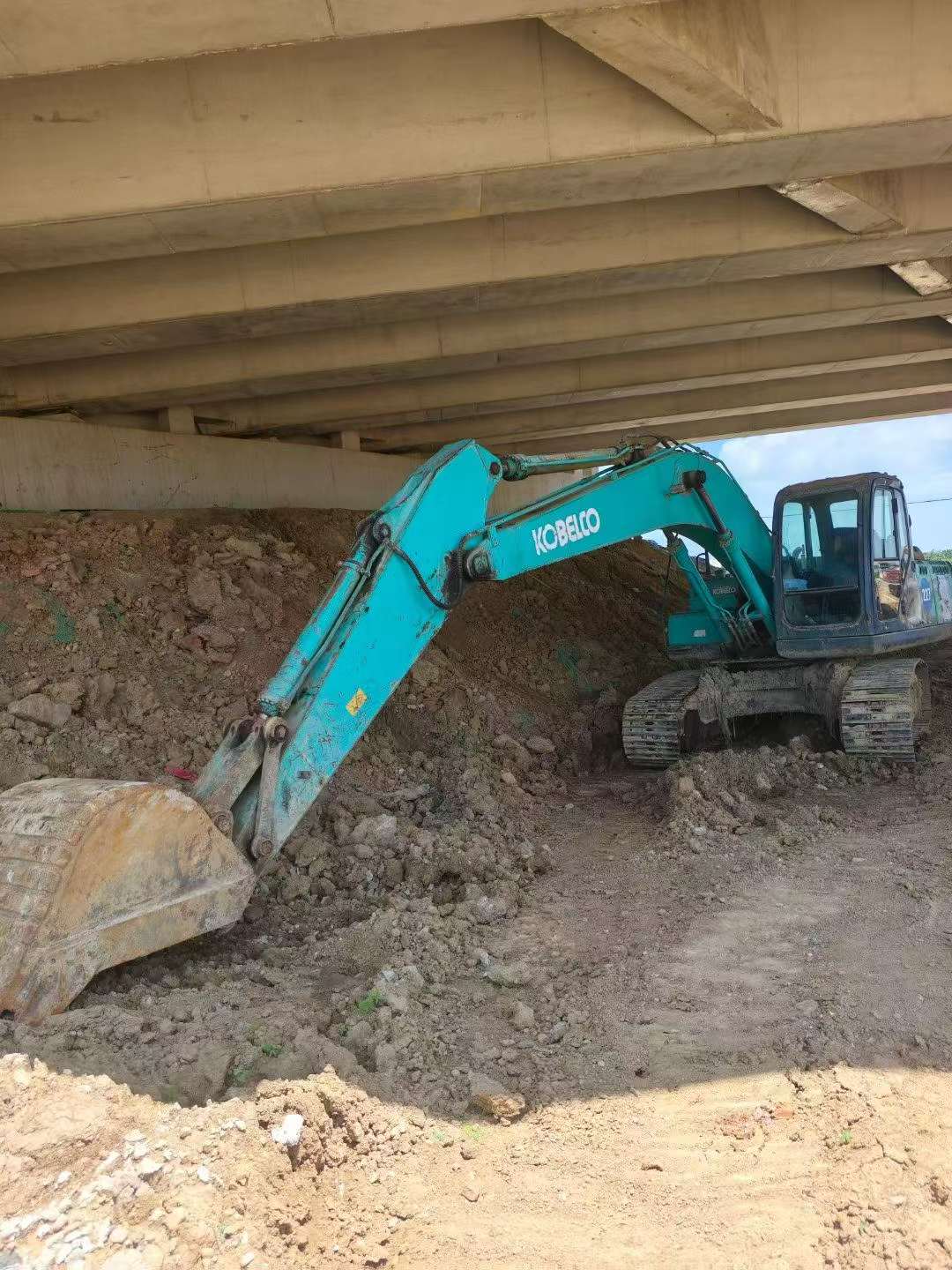 Acheter Kobelco SK200-11 D'occasion Pelle
