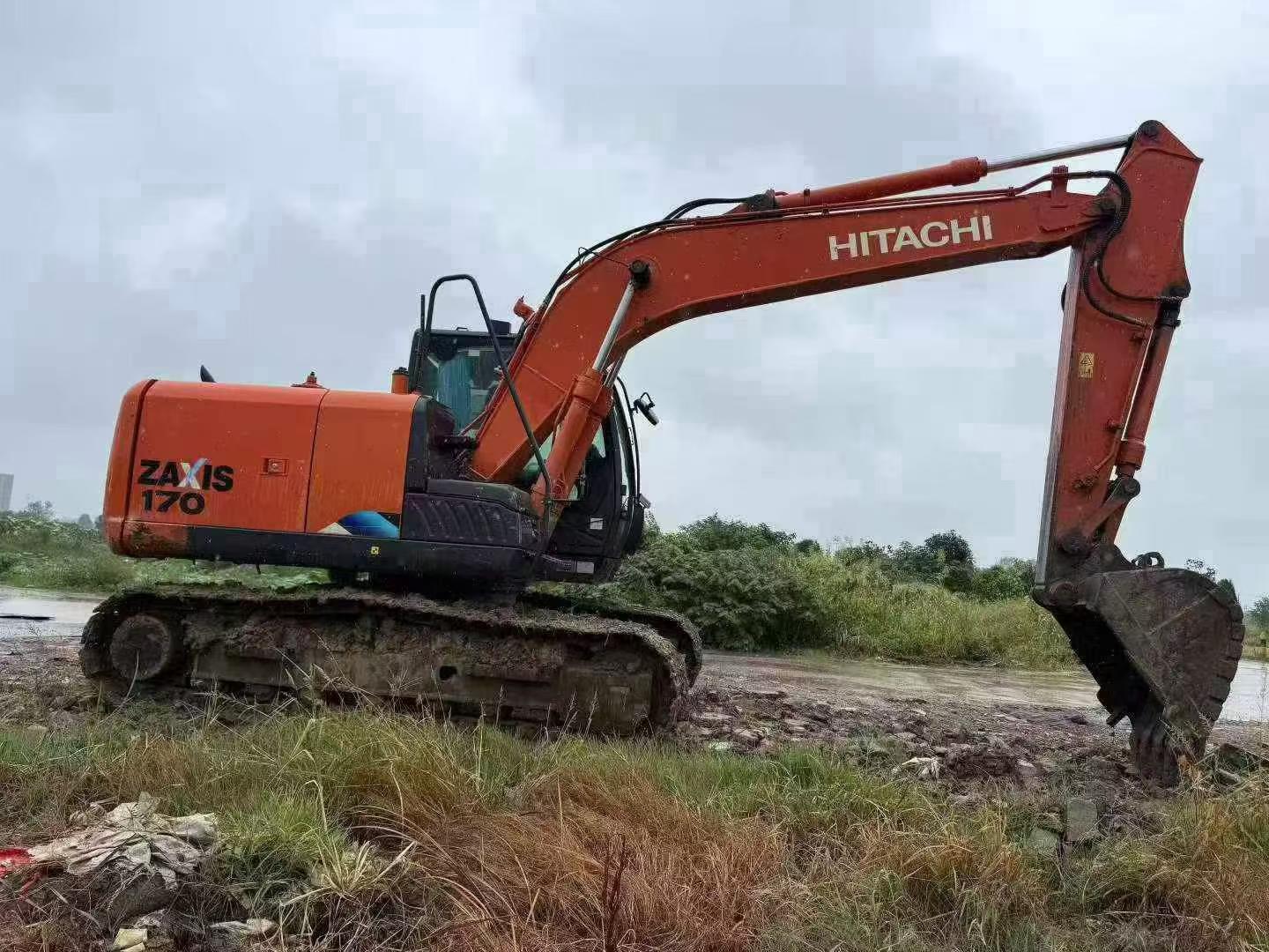 Acheter Pelle Hitachi EX130 d'occasion / 3