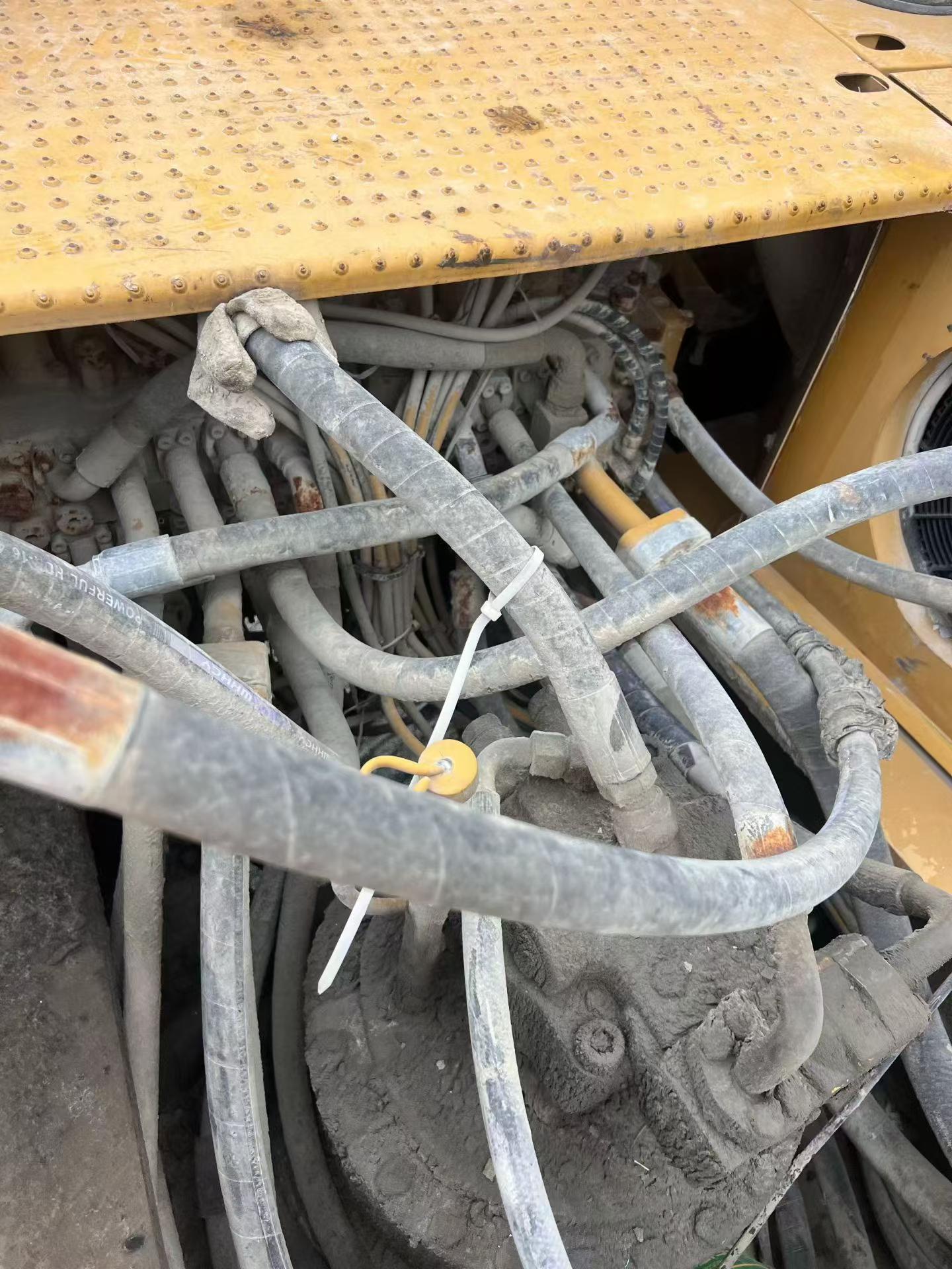 Compre Escavadeira Caterpillar 336DL Usada / 6