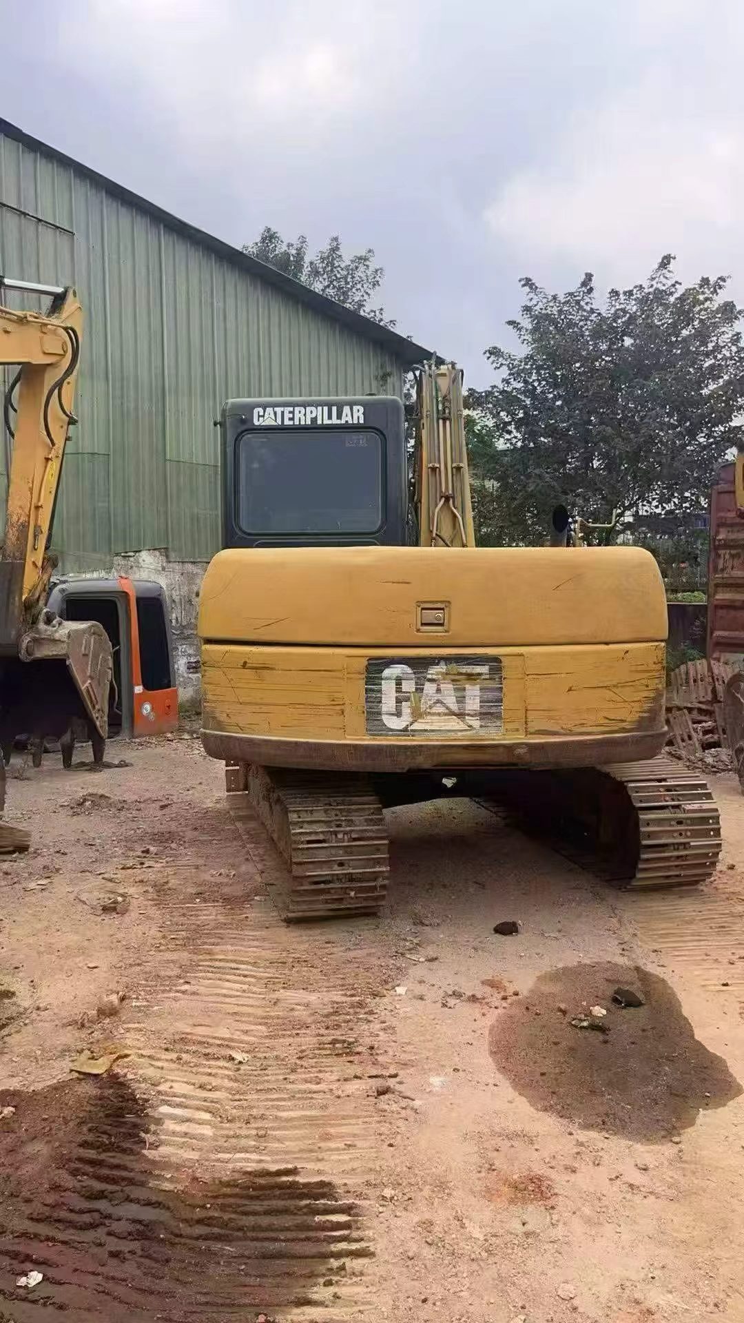 شراء Caterpillar 307B مستعمل حفارة