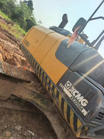 Compre Escavadeira XCMG XE215DA Usada / 2 Compre Escavadeira XCMG XE215DA Usada / 2