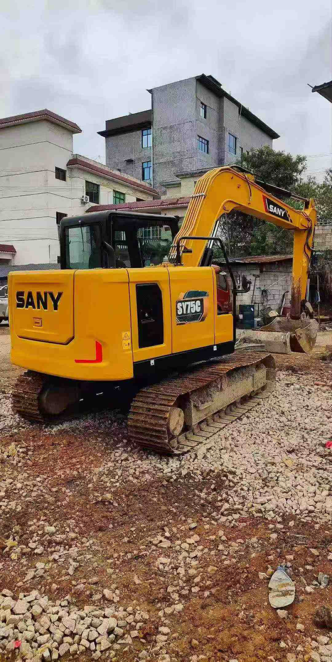 Acheter Sany SY70C D'occasion Pelle