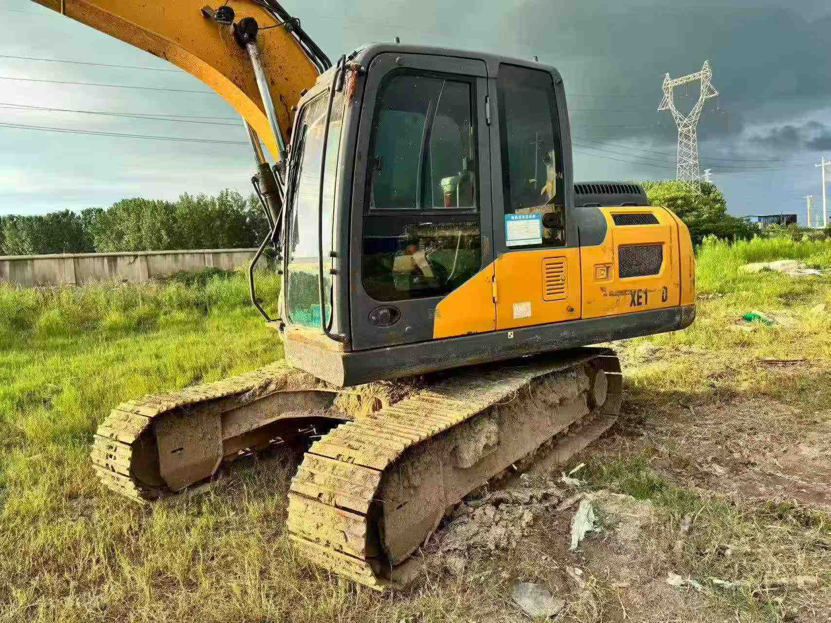 Acheter XCMG XE135B D'occasion Pelle