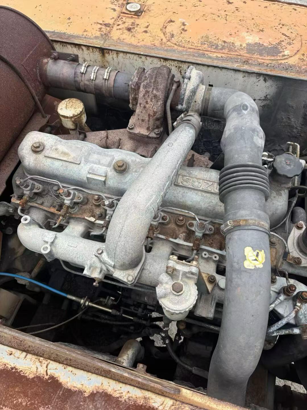 شراء حفارة Hitachi EX200-5 مستعملة / 7