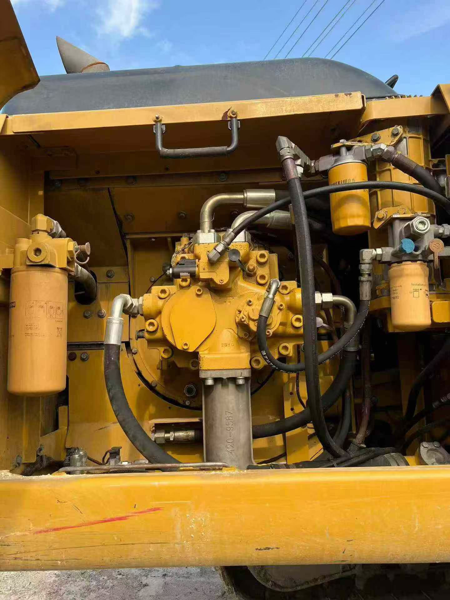 شراء حفارة Caterpillar 336E مستعملة / 6