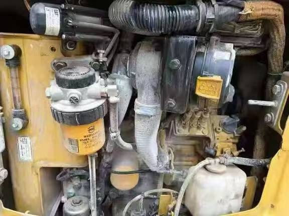 Compre Excavadora Caterpillar 301.4C Usada / 2