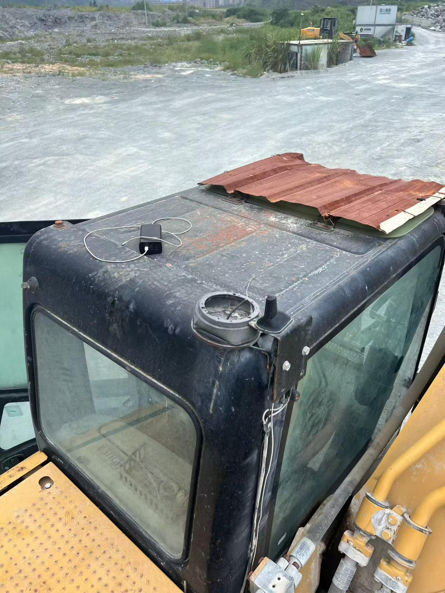 Compre Escavadeira Caterpillar 336DL Usada / 9
