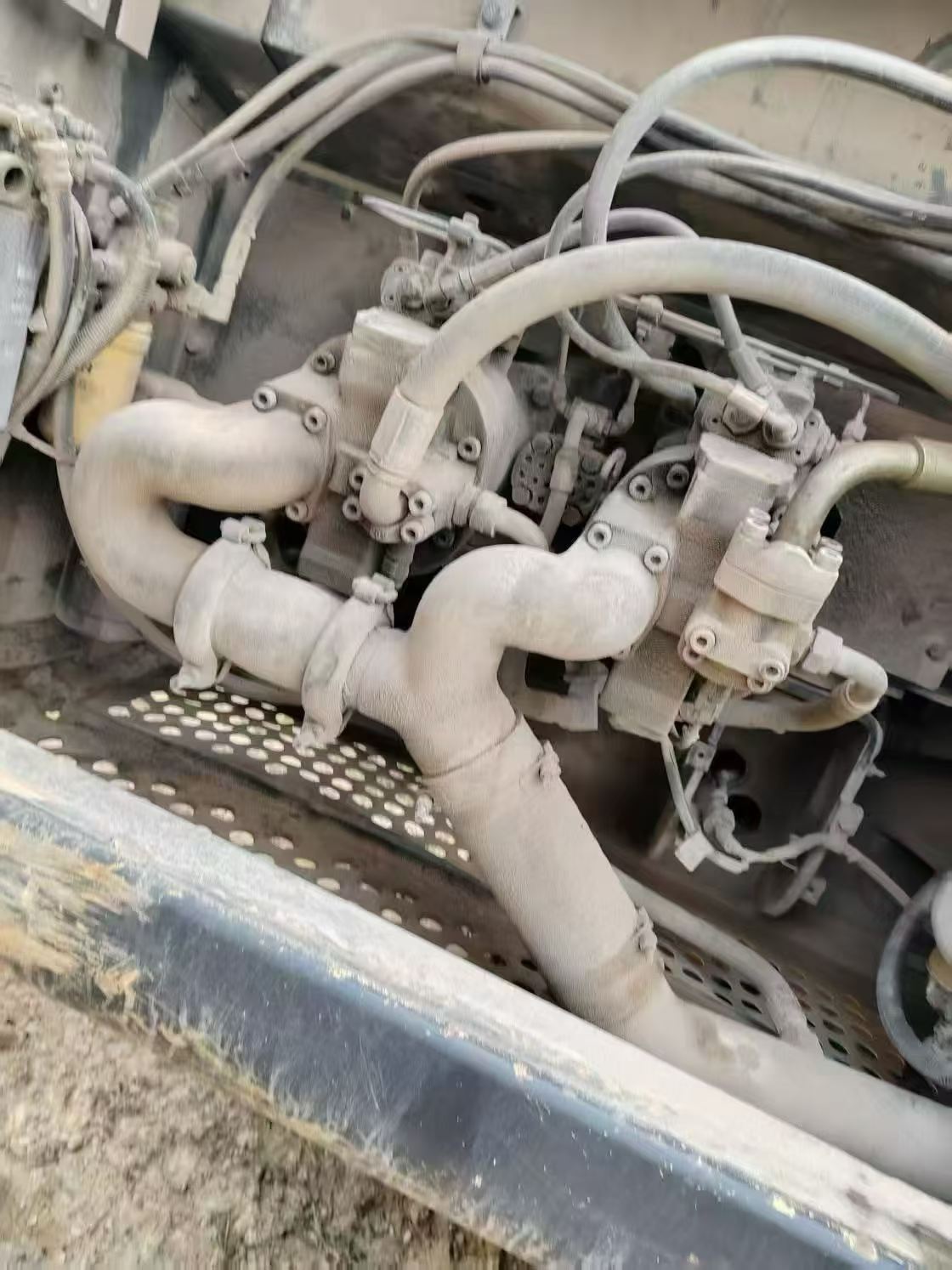 Купить Подержанный Экскаватор Hitachi EX330 / 3
