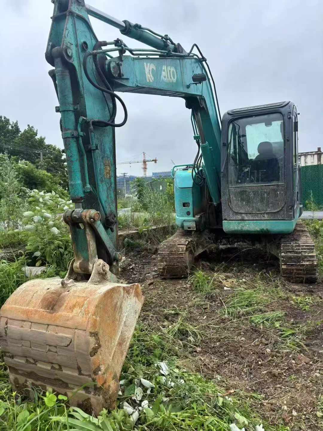 شراء حفارة Kobelco SK70SR مستعملة / 3