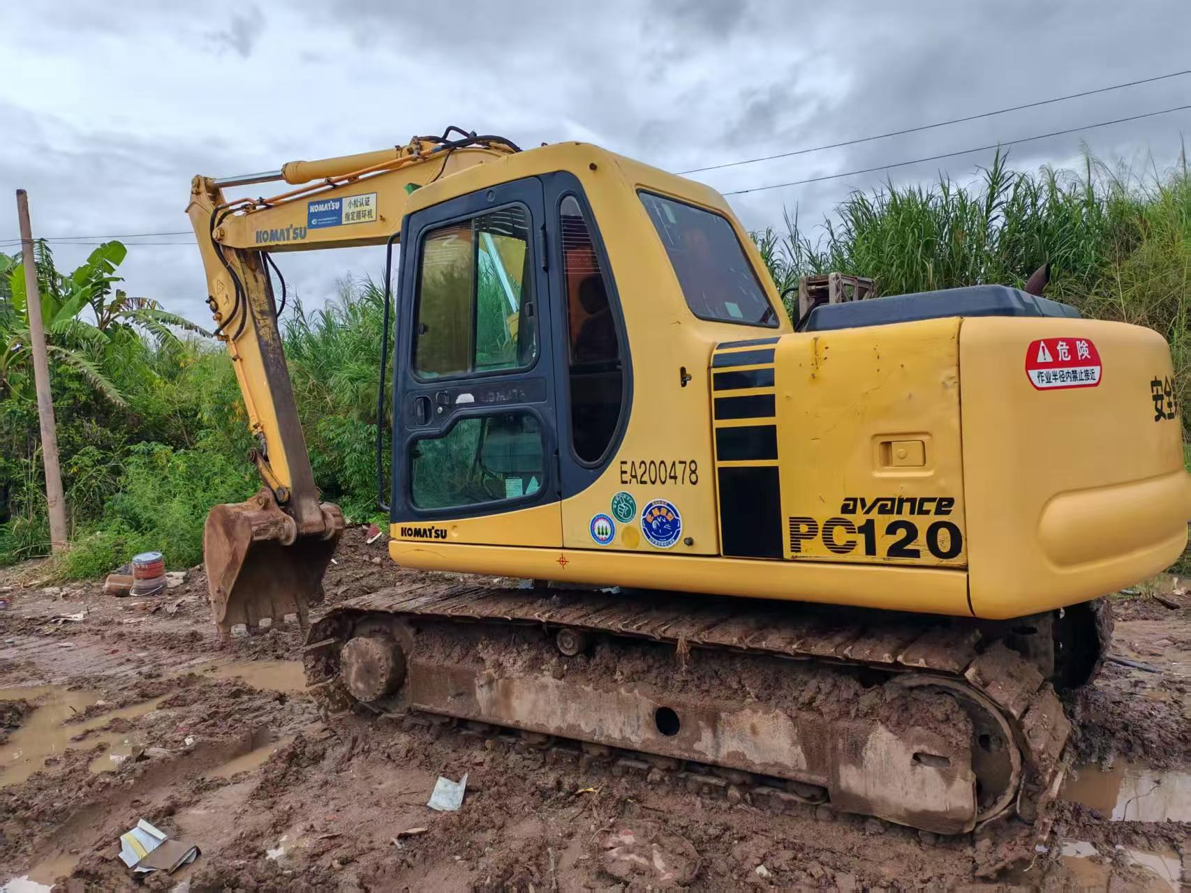 Купить Подержанный Экскаватор Komatsu PC120-6 / 2
