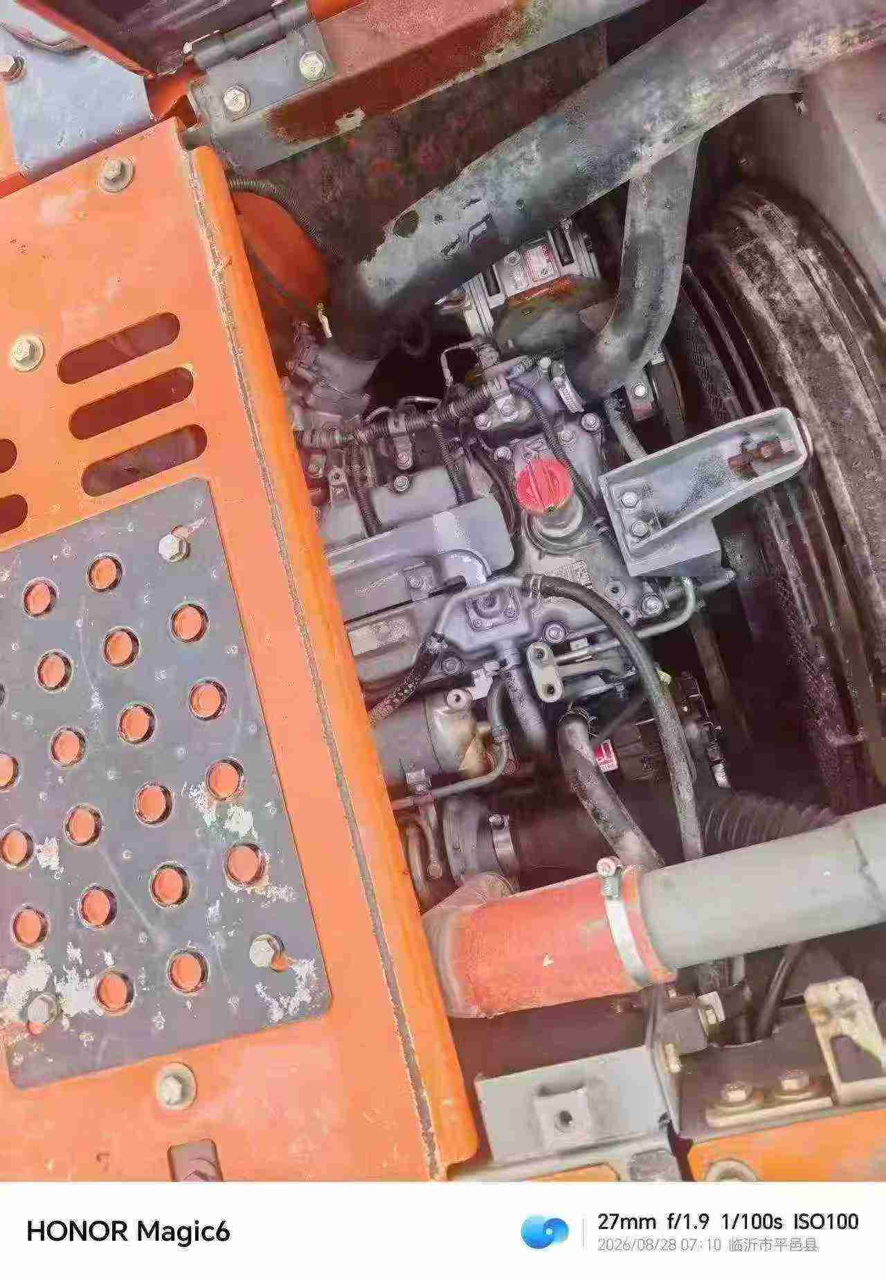 Compre Excavadora Hitachi ZX17U-2 Usada / 4